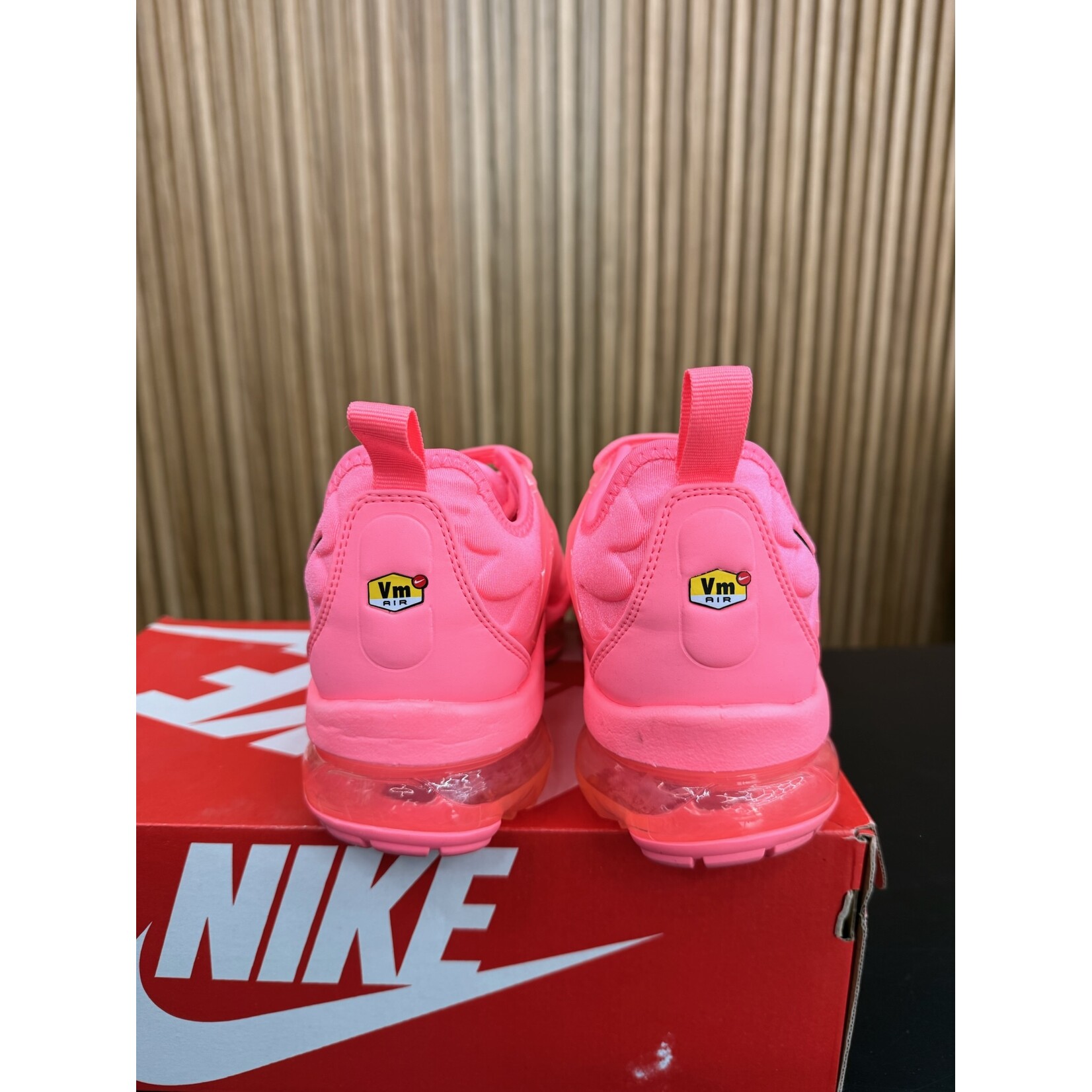 Nike Nike Air VaporMax Plus Sunset Pulse Bubblegum (Women's) Size 9W, PREOWNED*