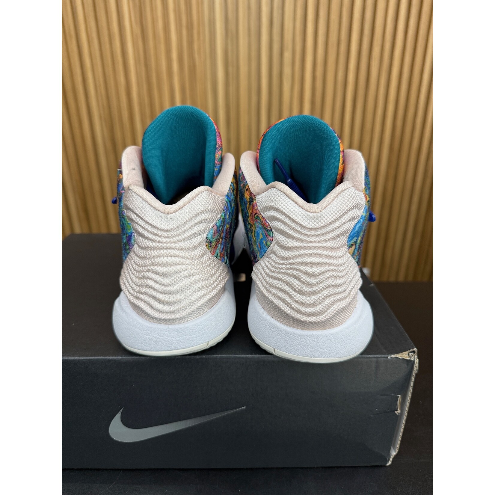 Nike Nike KD 14 Psychedelic Size 8, PREOWNED*