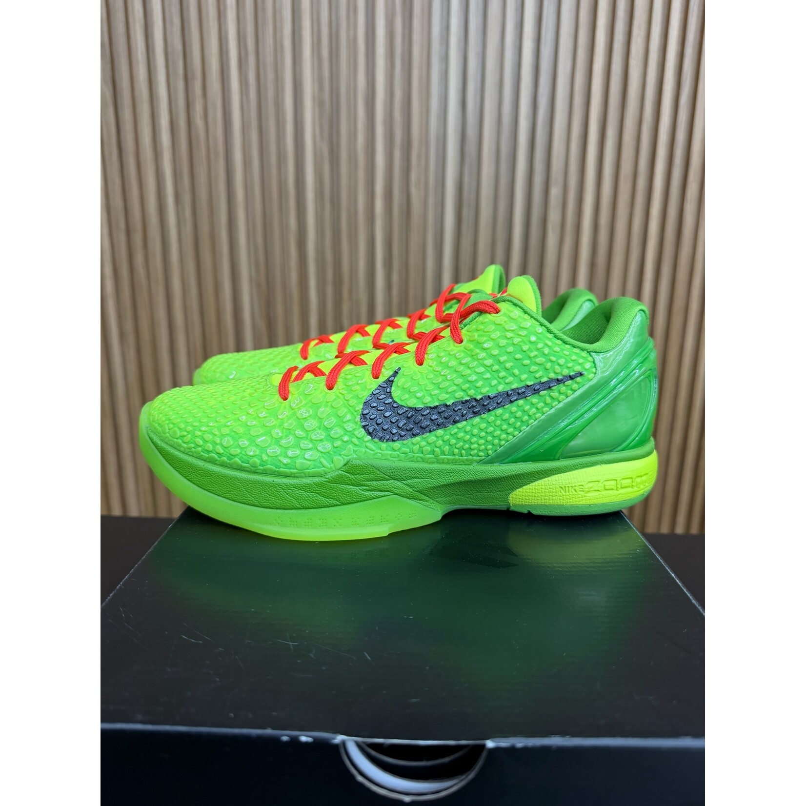 Nike Nike Kobe 6 Protro Grinch (2020) Size 9, PREOWNED TRIED ON