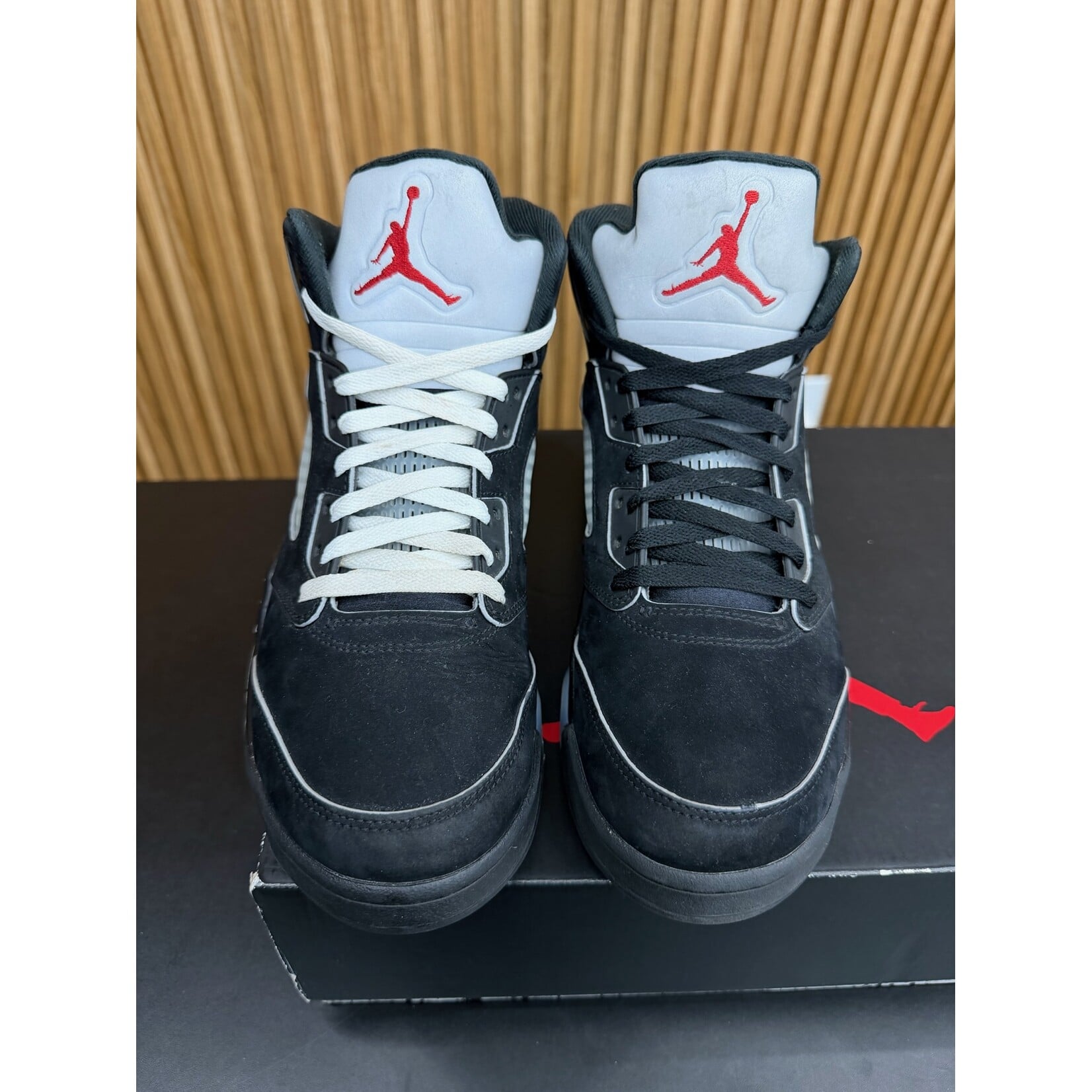 Jordan Jordan 5 Retro OG Black Metallic Reimagined Size 10.5, PREOWNED