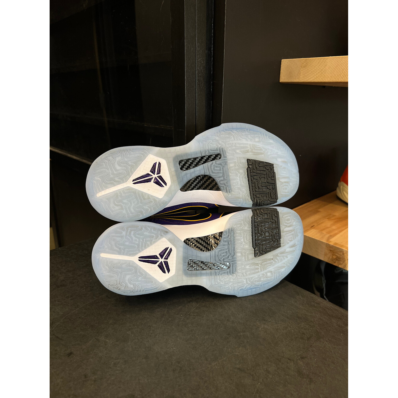 Nike Nike Kobe 5 Protro Lakers Size 9, PREOWNED