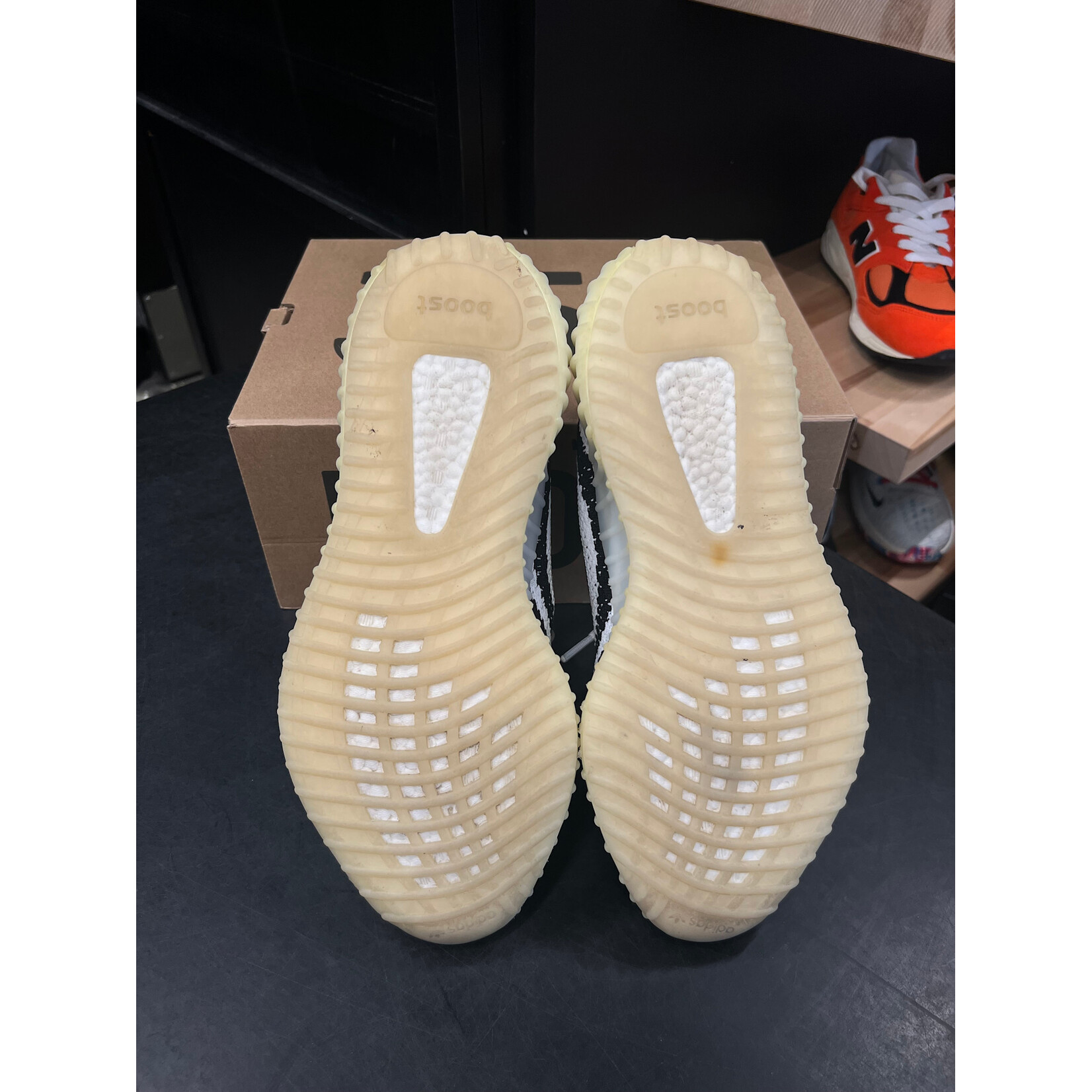 Adidas adidas Yeezy Boost 350 V2 Zebra Size 11, PREOWNED*
