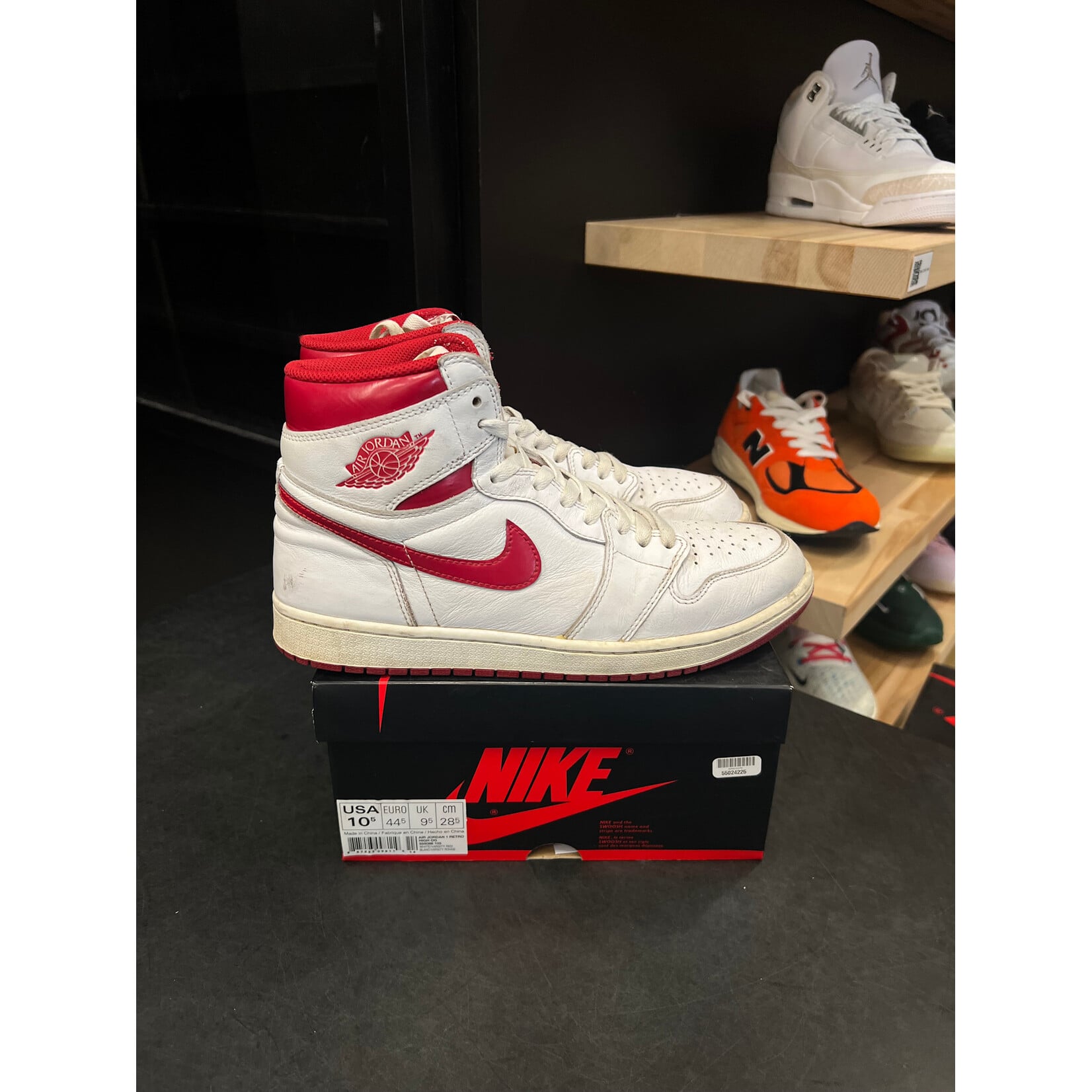 Jordan Jordan 1 Retro Metallic Red (2017) Size 10.5, PREOWNED*