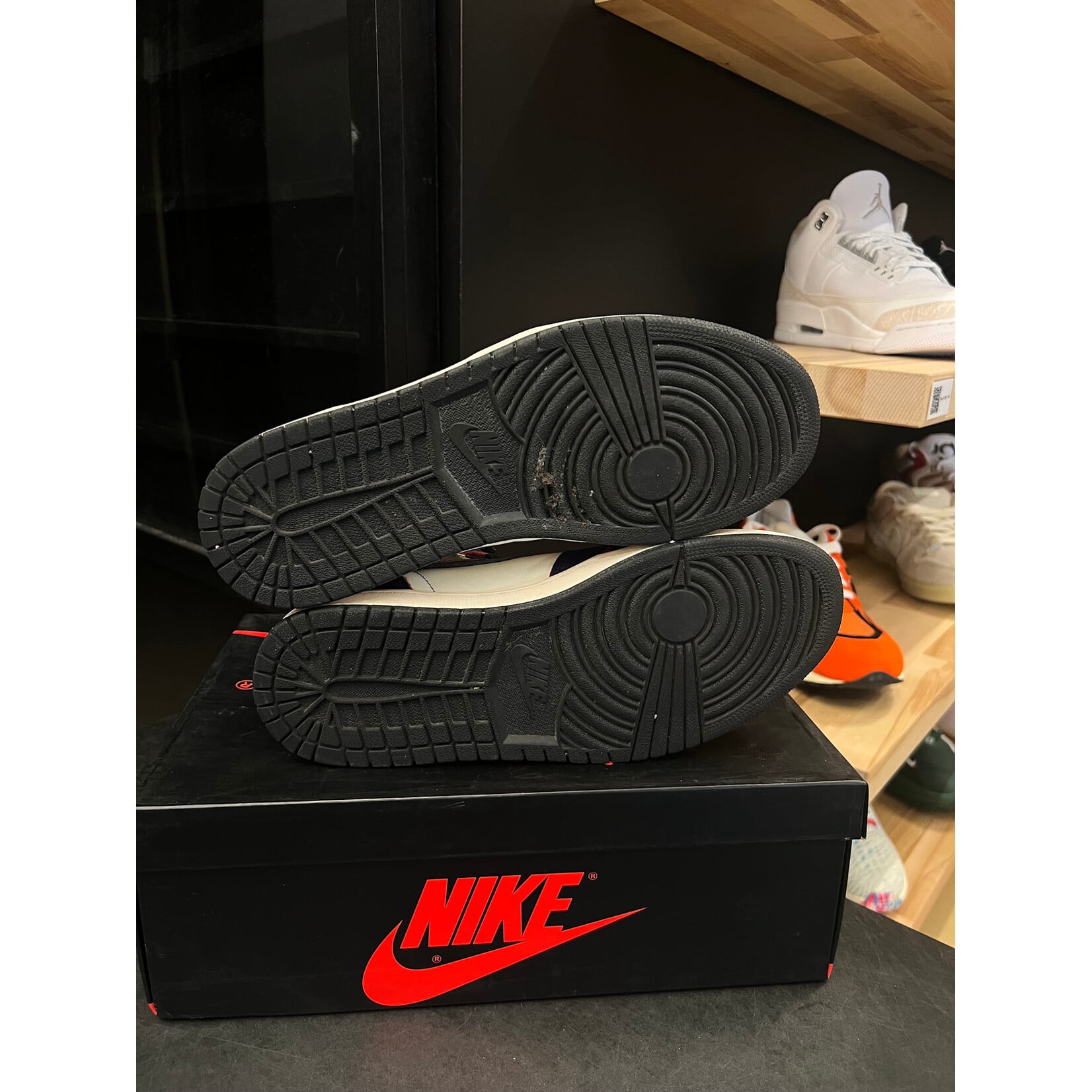 Jordan Jordan 1 Retro High OG Defiant SB LA to Chicago Size 10.5, PREOWNED*