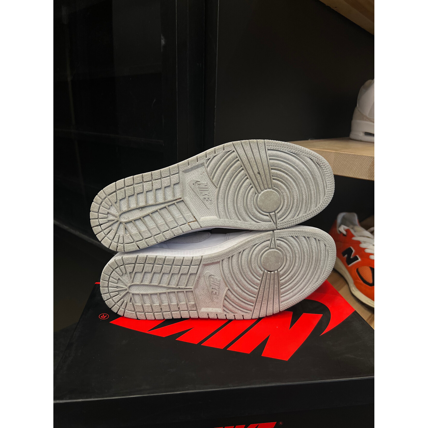 Jordan Jordan 1 Low OG Neutral Grey (2021/2024) Size 10.5, PREOWNED*