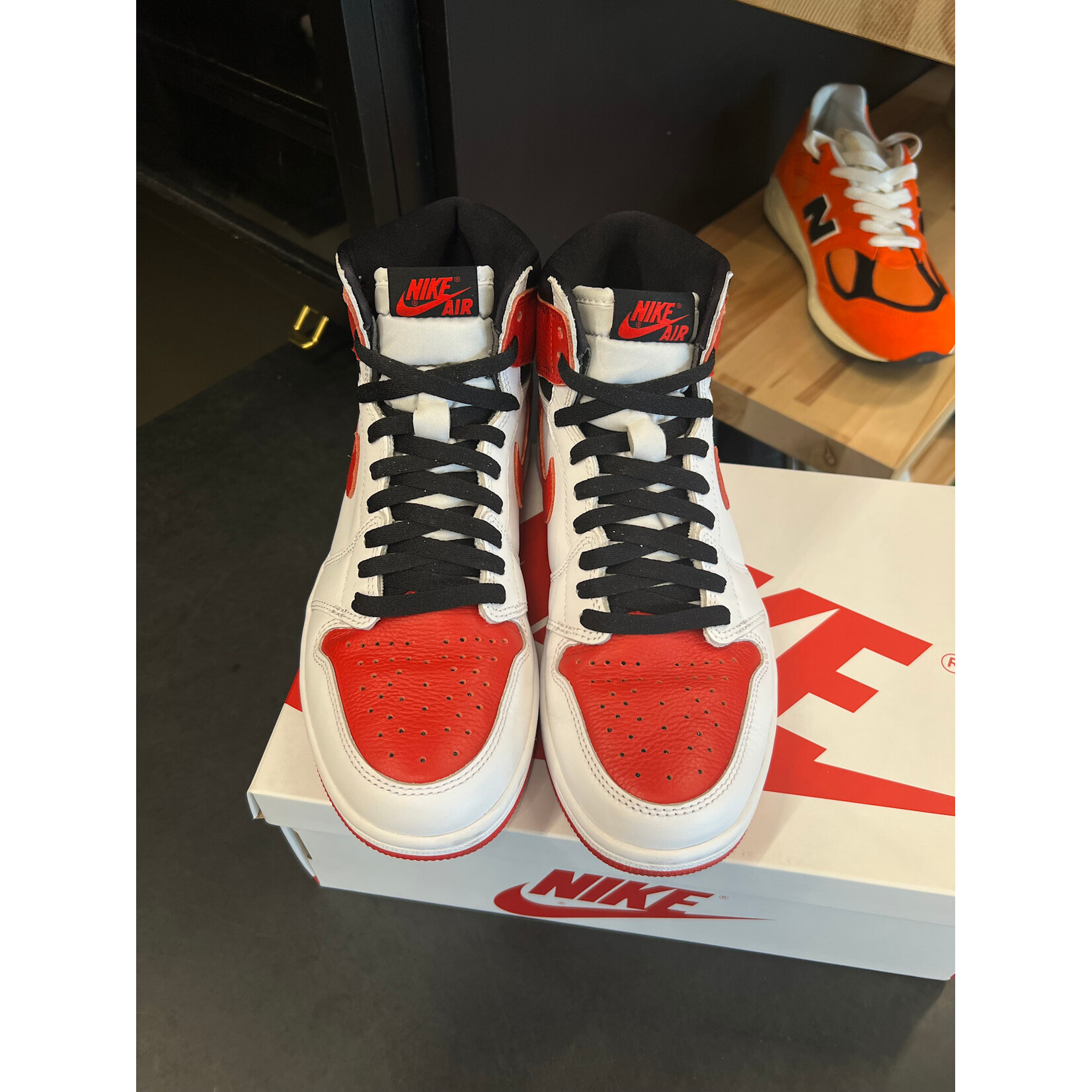 Jordan Jordan 1 Retro High OG Heritage Size 8, PREOWNED*