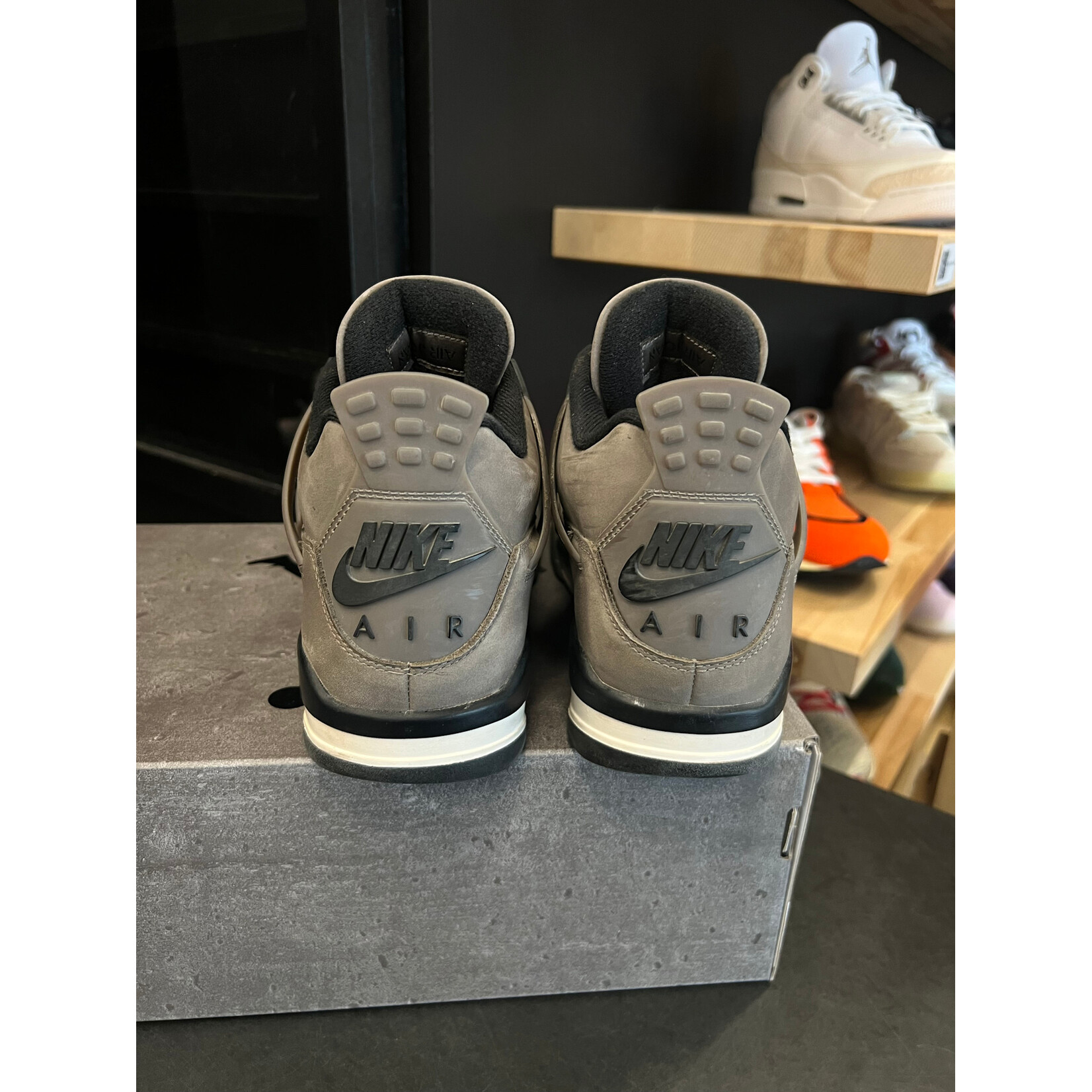 Jordan Jordan 4 Retro Cave Stone Size 8, PREOWNED*