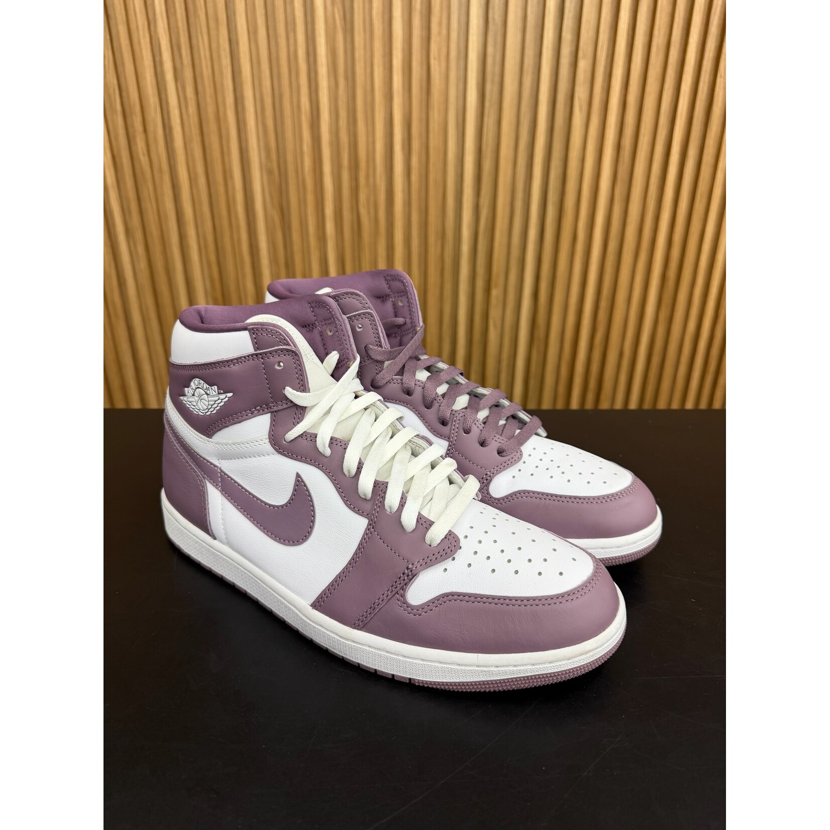 Jordan Jordan 1 Retro High OG Mauve Size 12, PREOWNED NO BOX*