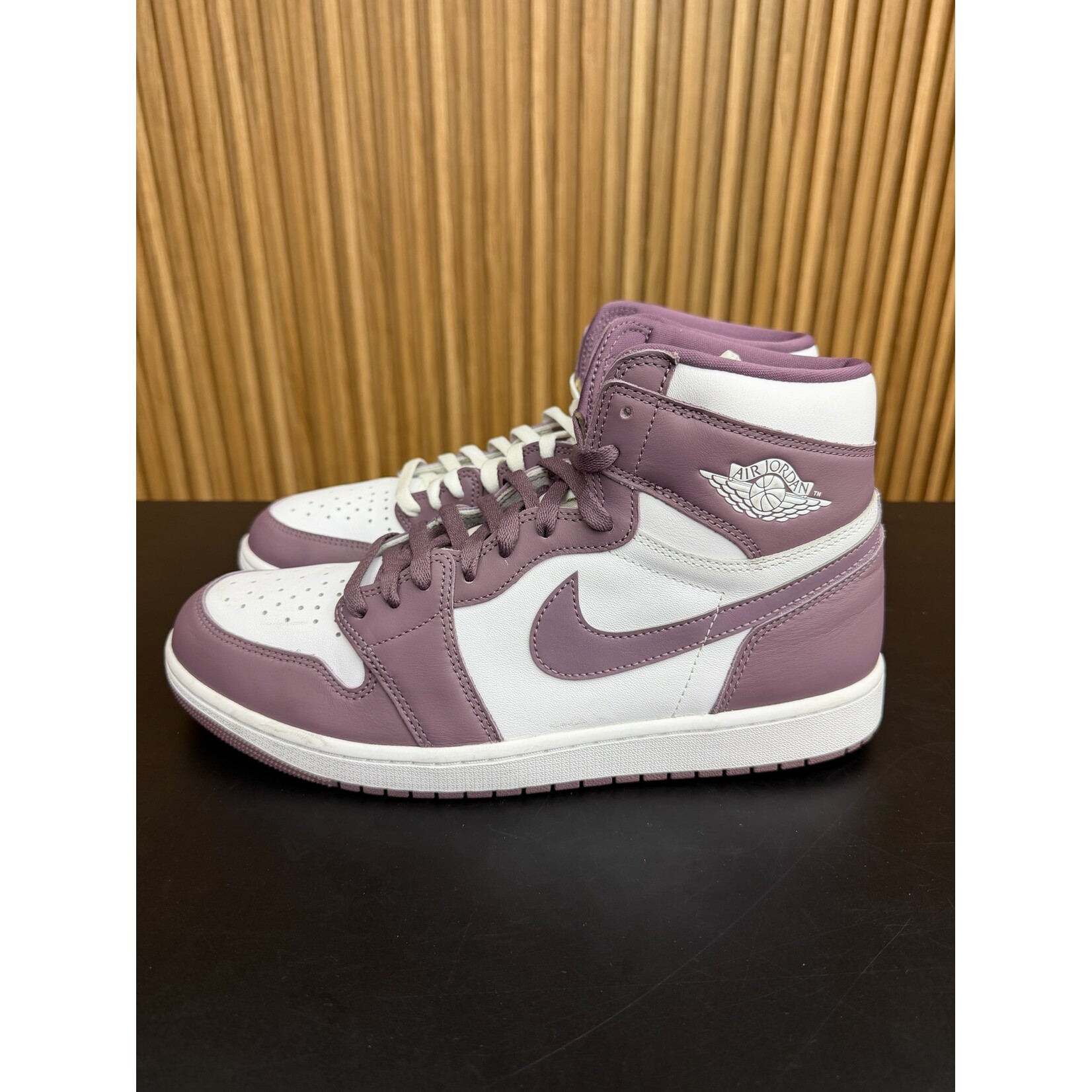 Jordan Jordan 1 Retro High OG Mauve Size 12, PREOWNED NO BOX*