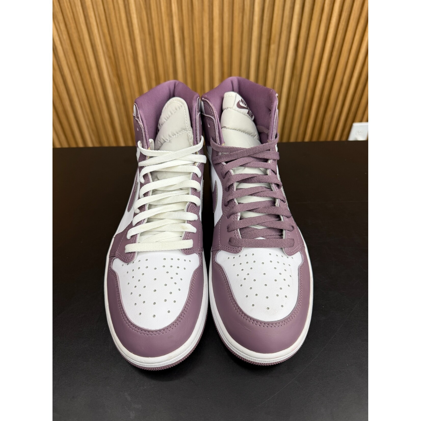 Jordan Jordan 1 Retro High OG Mauve Size 12, PREOWNED NO BOX*