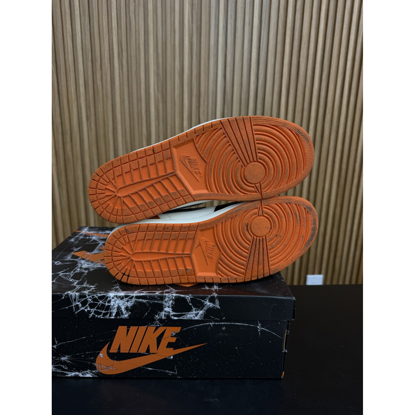 Jordan Jordan 1 Retro High OG Shattered Backboard (2025) Size 11, PREOWNED