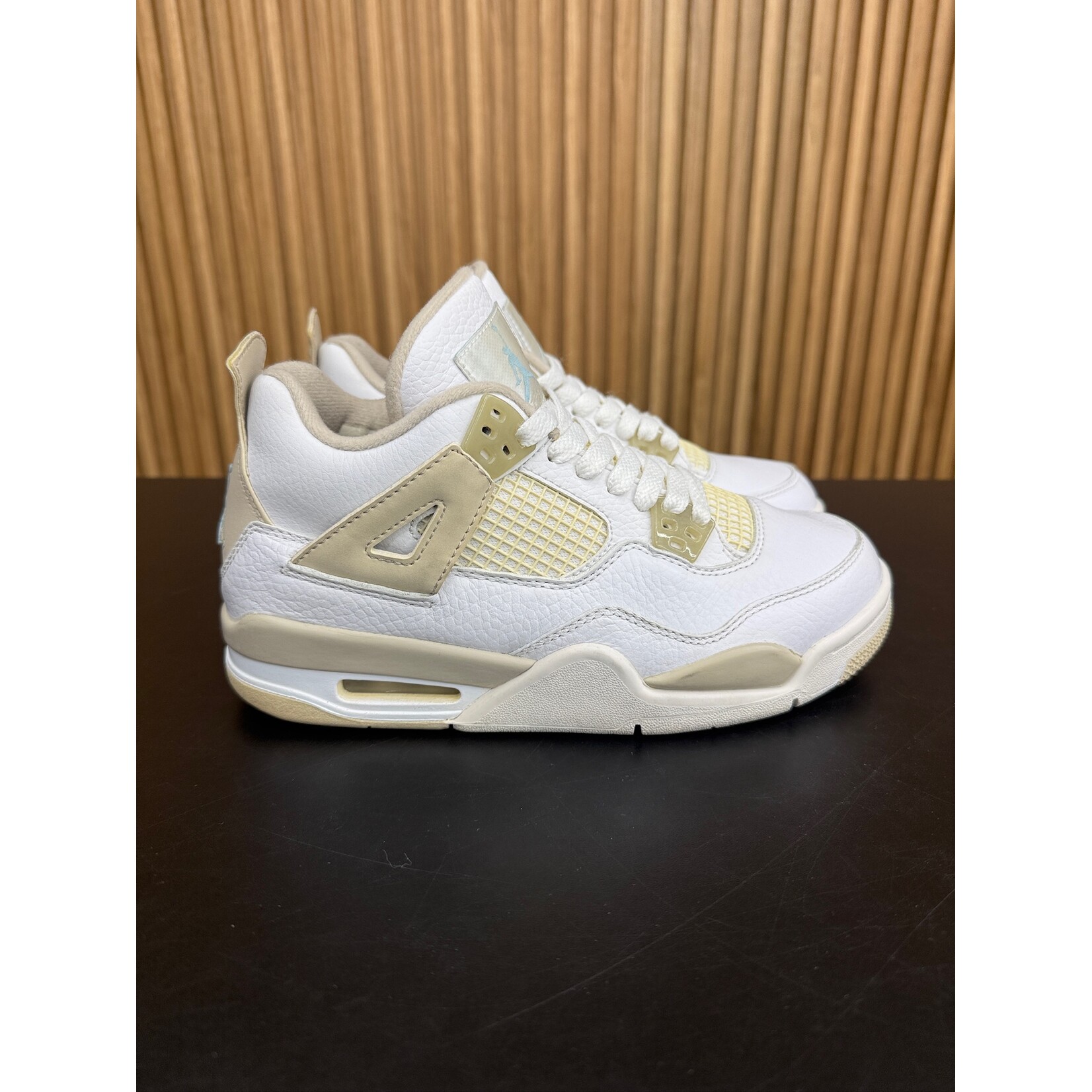 Jordan Jordan 4 Retro Sand (2017) (GS) Size 5, PREOWNED NO BOX*
