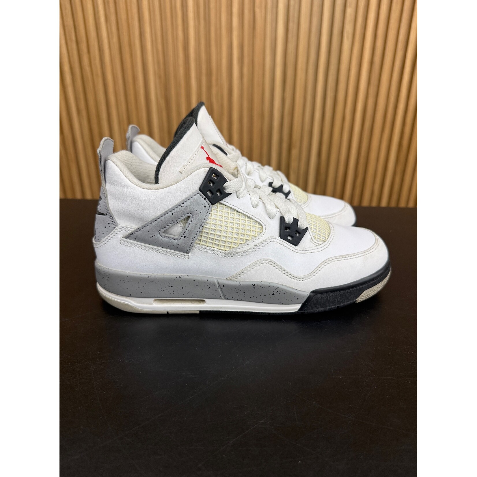 Jordan Jordan 4 Retro White Cement (2016) (GS) Size 5, PREOWNED NO BOX*