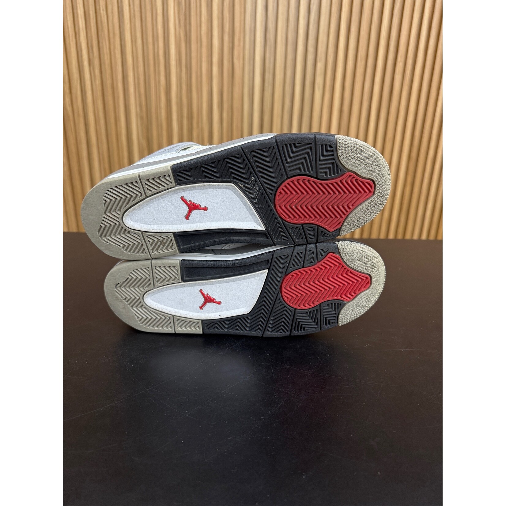 Jordan Jordan 4 Retro White Cement (2016) (GS) Size 5, PREOWNED NO BOX*
