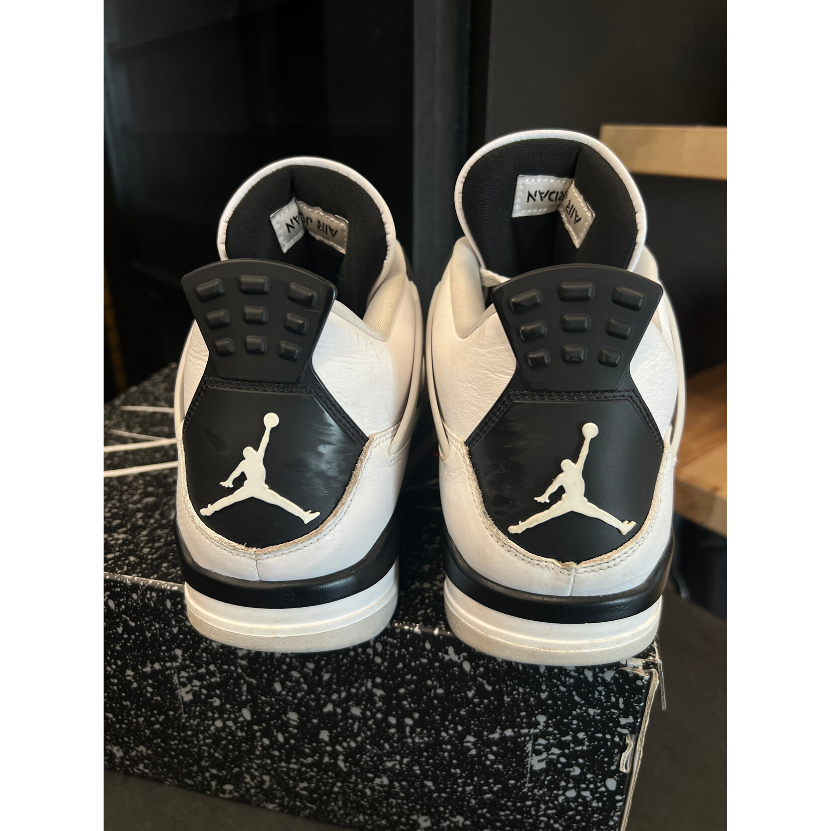 Jordan Jordan 4 Retro Military Black Size 10.5, PREOWNED*