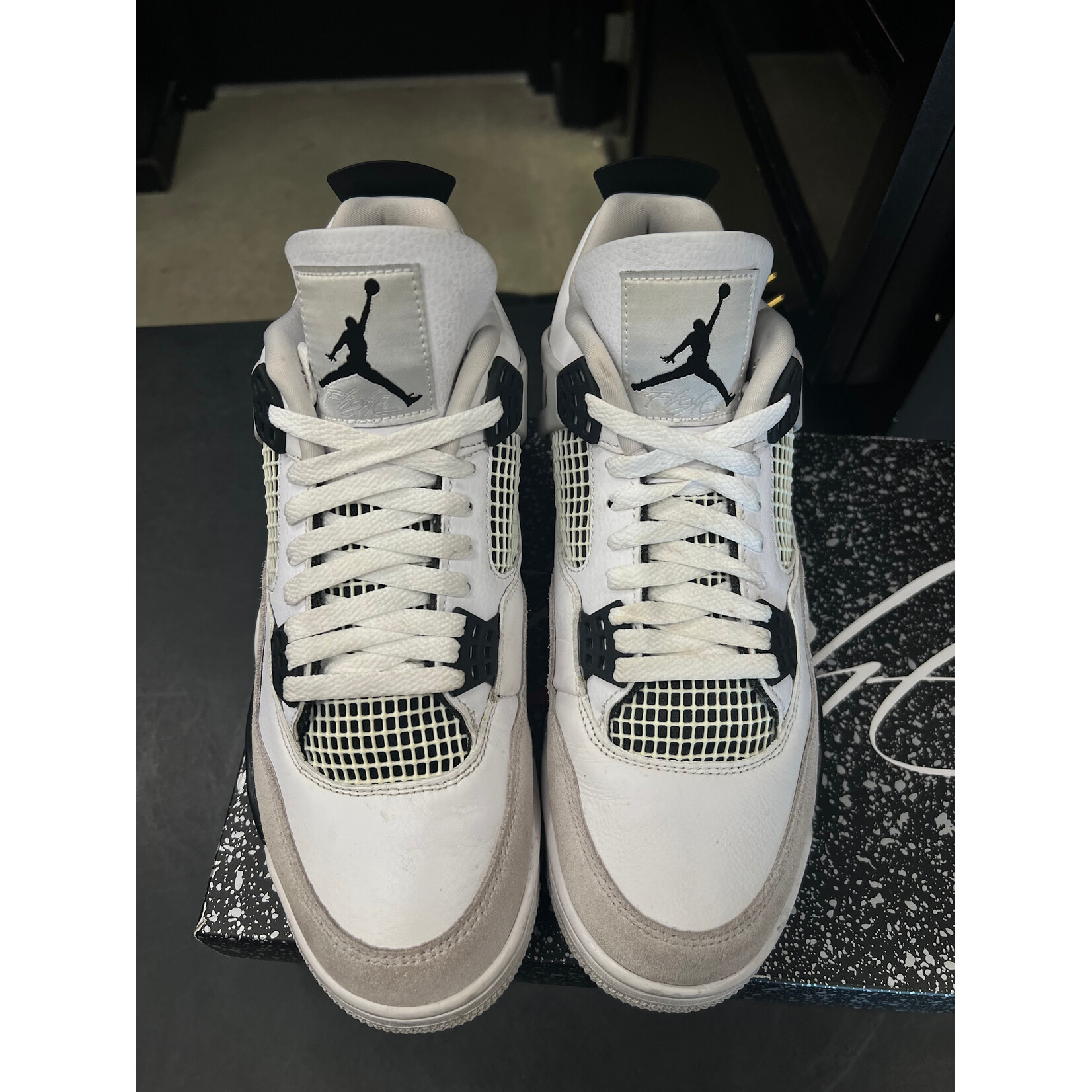 Jordan Jordan 4 Retro Military Black Size 10.5, PREOWNED*