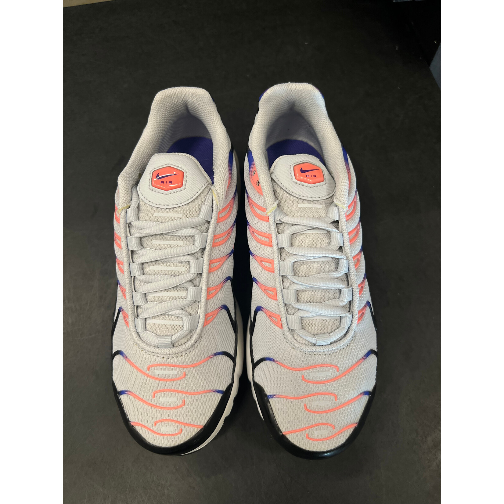 Nike Nike Air Max Plus Platinum Violet Lava (GS) Size 4.5, PREOWNED TRIED ON