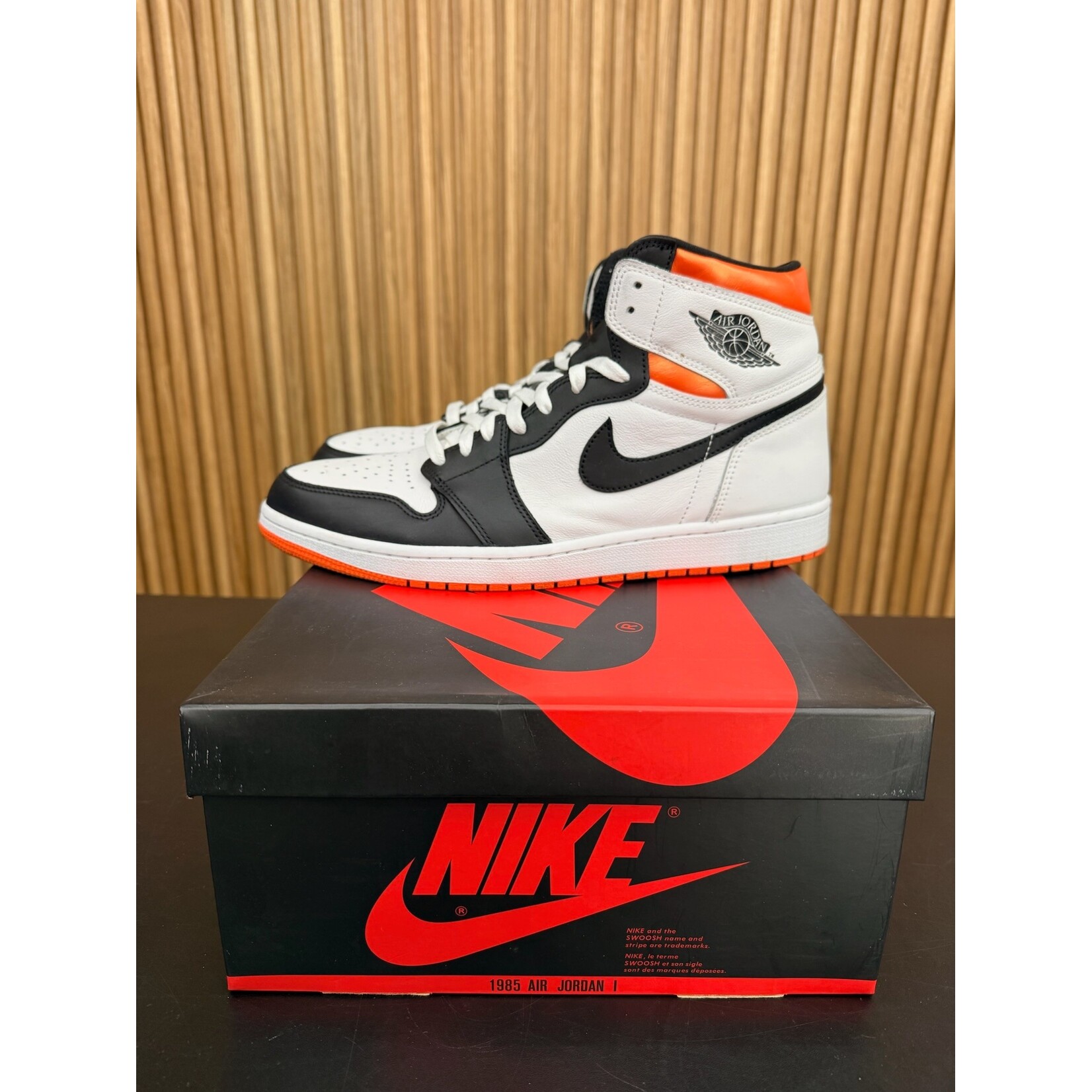 Jordan Jordan 1 Retro High Electro Orange Size 13, PREOWNED*