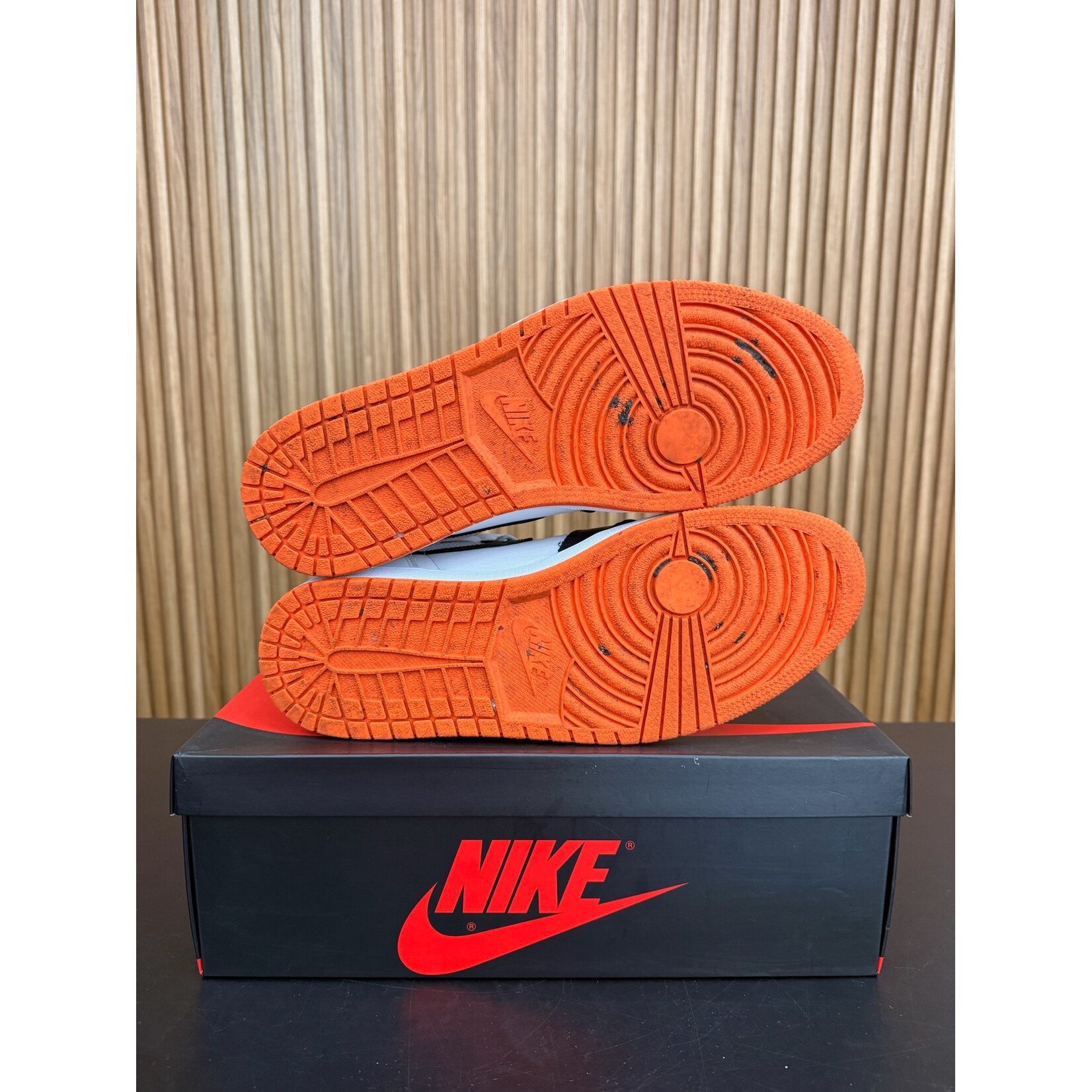 Jordan Jordan 1 Retro High Electro Orange Size 13, PREOWNED*