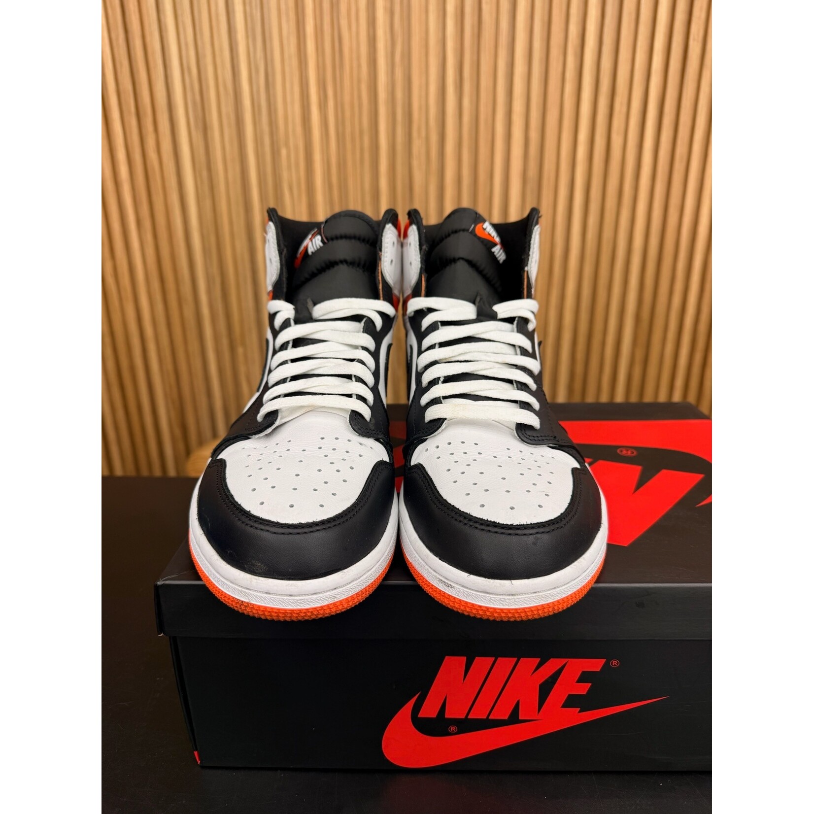 Jordan Jordan 1 Retro High Electro Orange Size 13, PREOWNED*