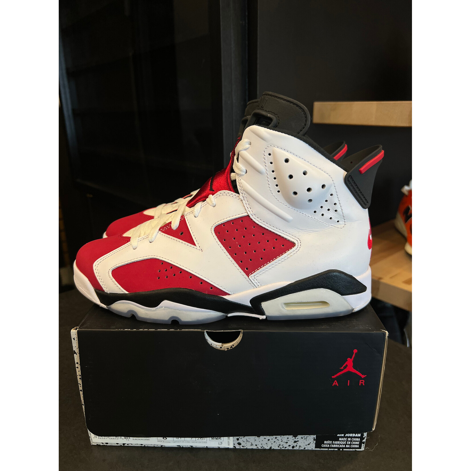 Jordan Jordan 6 Retro Carmine (2021) Size 8, PREOWNED