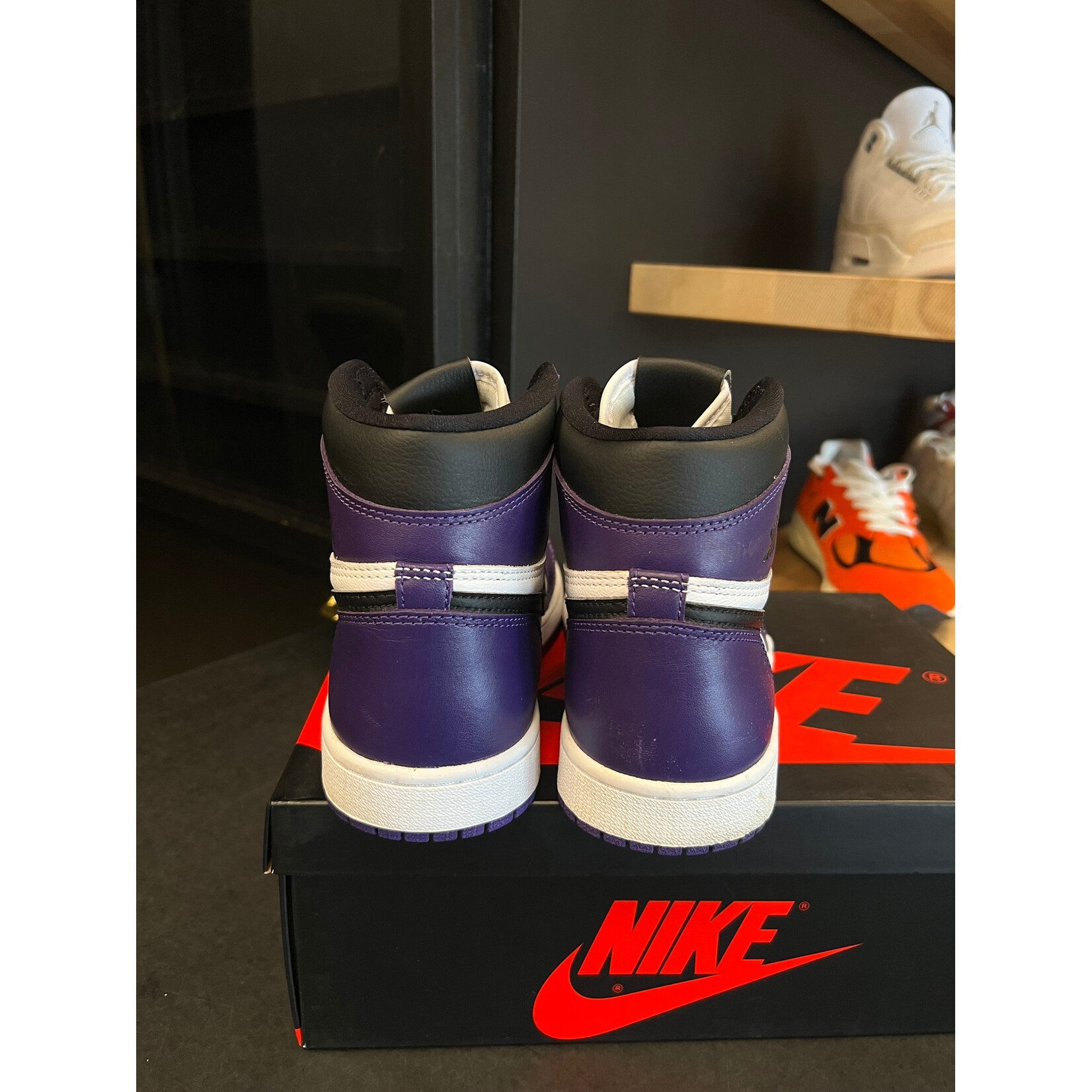 Jordan Jordan 1 Retro High Court Purple White Size 8, PREOWNED*