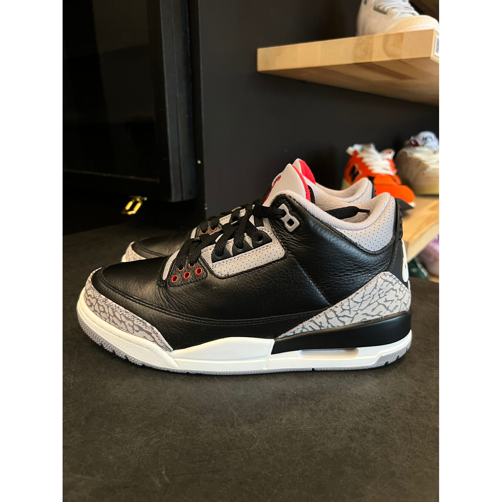Jordan Jordan 3 Retro OG Black Cement (2024) Size 7.5, PREOWNED*