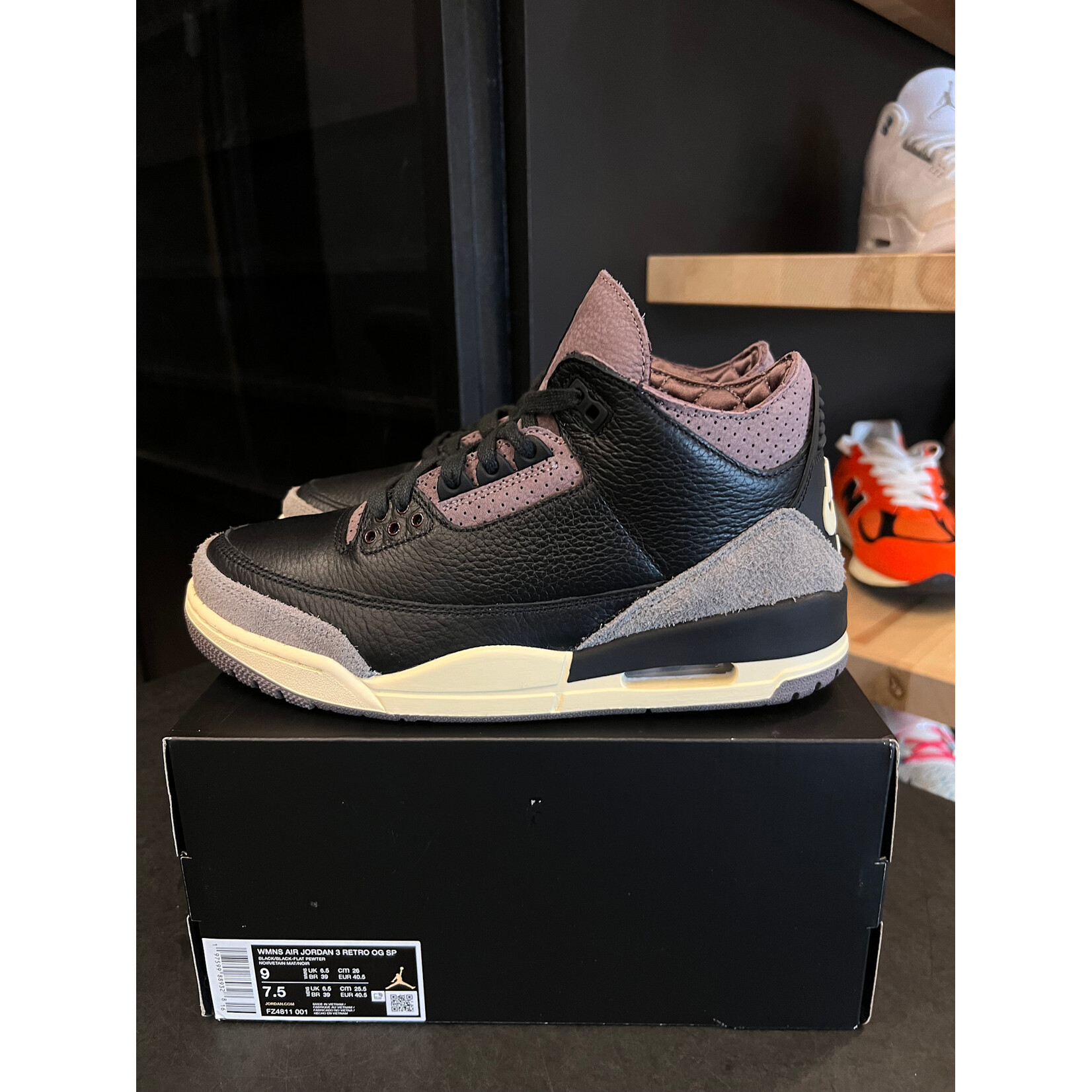 Jordan Jordan 3 Retro OG SP A Ma Maniére While You Were Sleeping (Women's) Size 9W, PREOWNED*