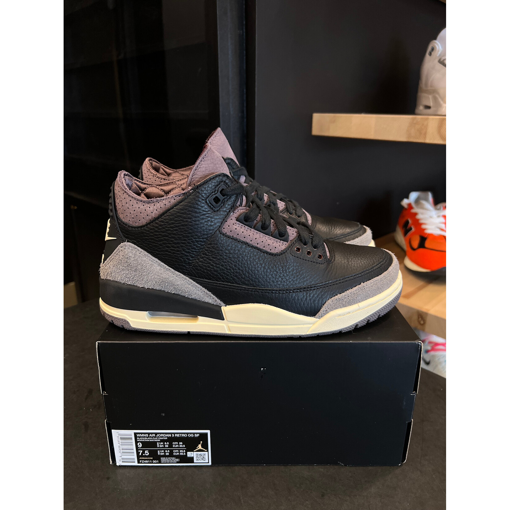 Jordan Jordan 3 Retro OG SP A Ma Maniére While You Were Sleeping (Women's) Size 9W, PREOWNED*