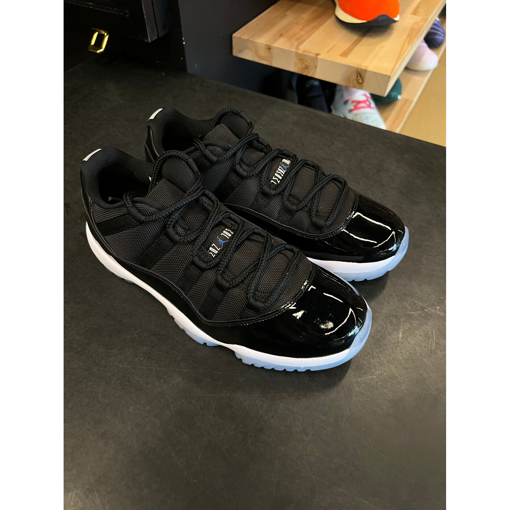 Jordan Jordan 11 Retro Low Space Jam Size 8, PREOWNED