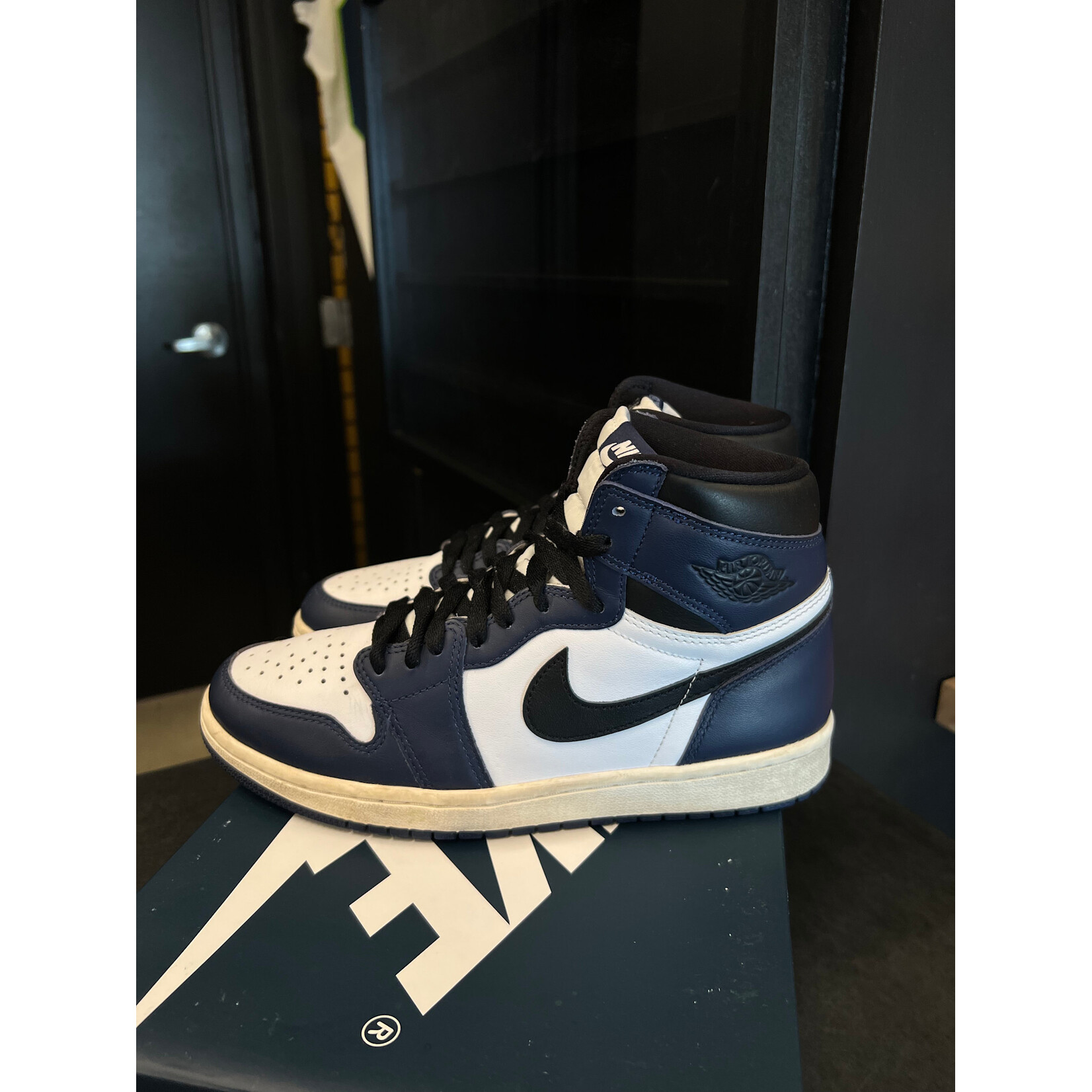 Jordan Jordan 1 Retro High OG Midnight Navy Size 9, PREOWNED