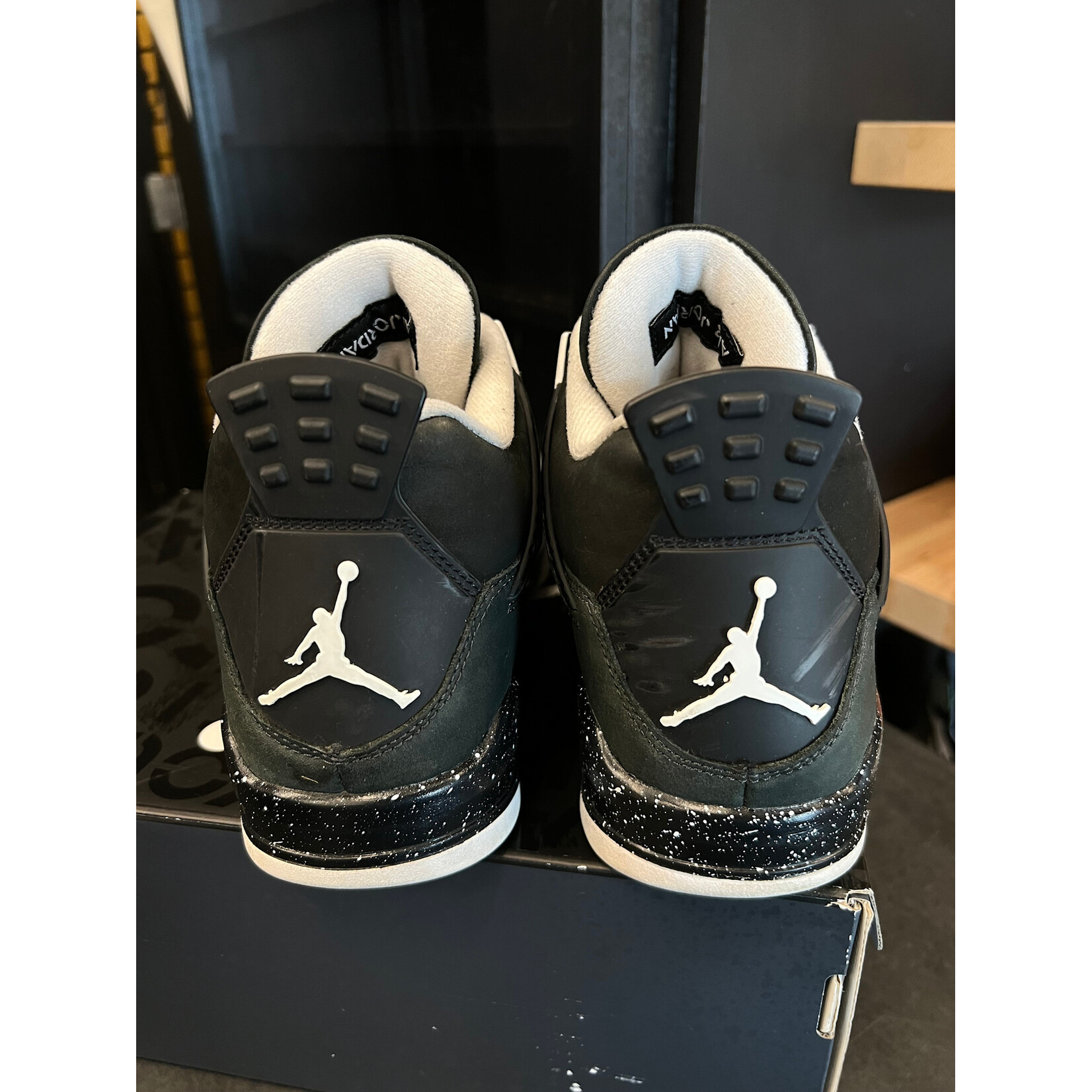 Jordan Jordan 4 Retro Fear (2024) Size 9, PREOWNED