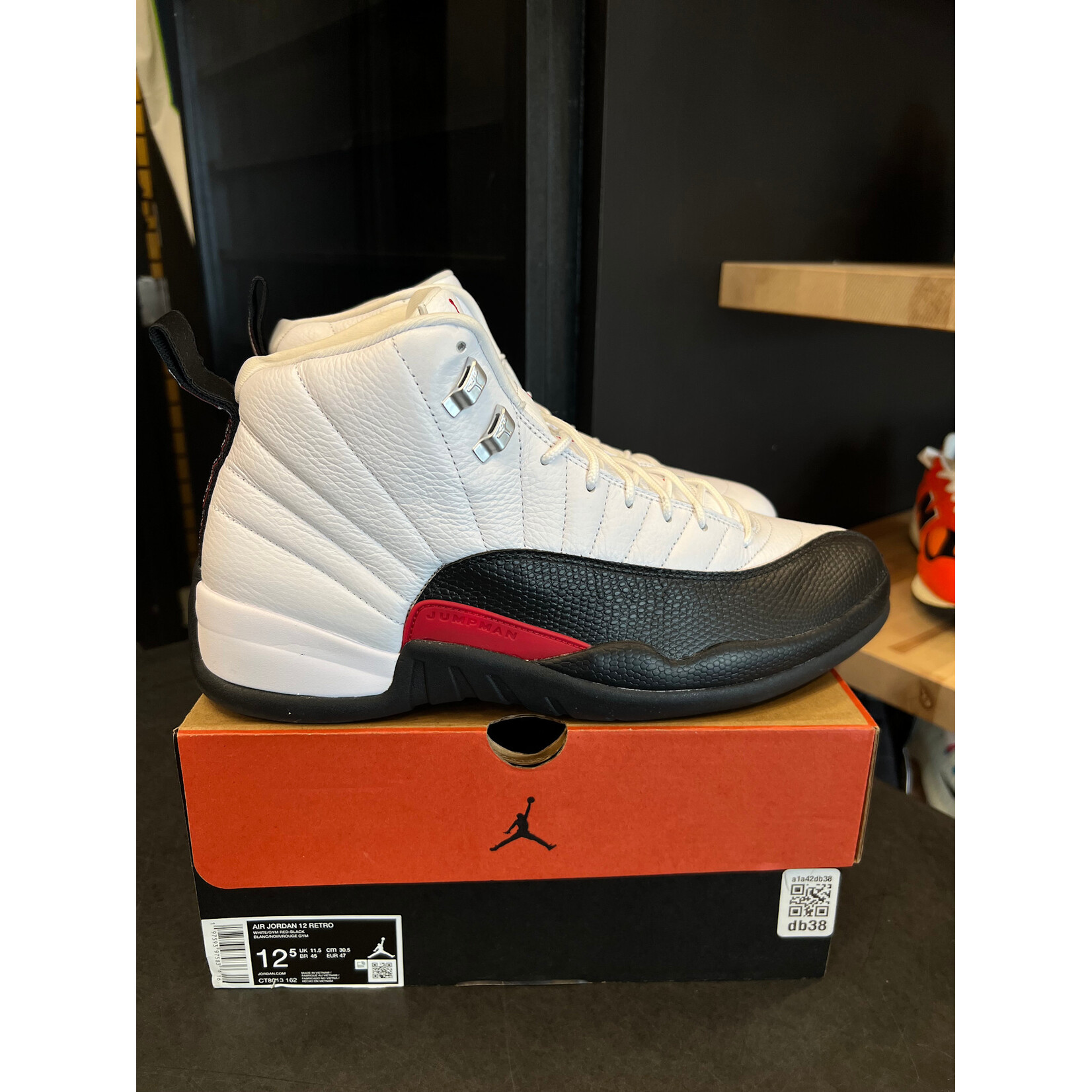Jordan Jordan 12 Retro Taxi Flip Size 12.5, PREOWNED*