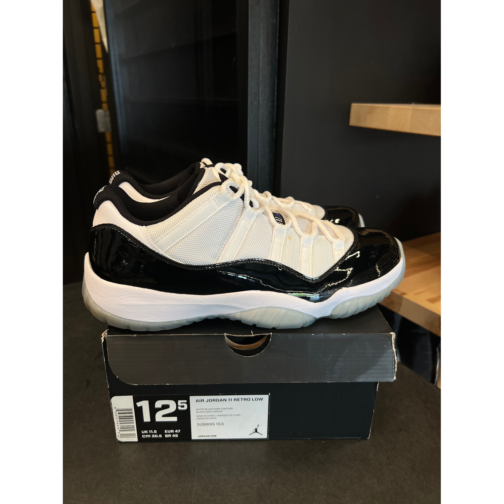 Jordan Jordan 11 Retro Low Concord Size 12.5, PREOWNED*