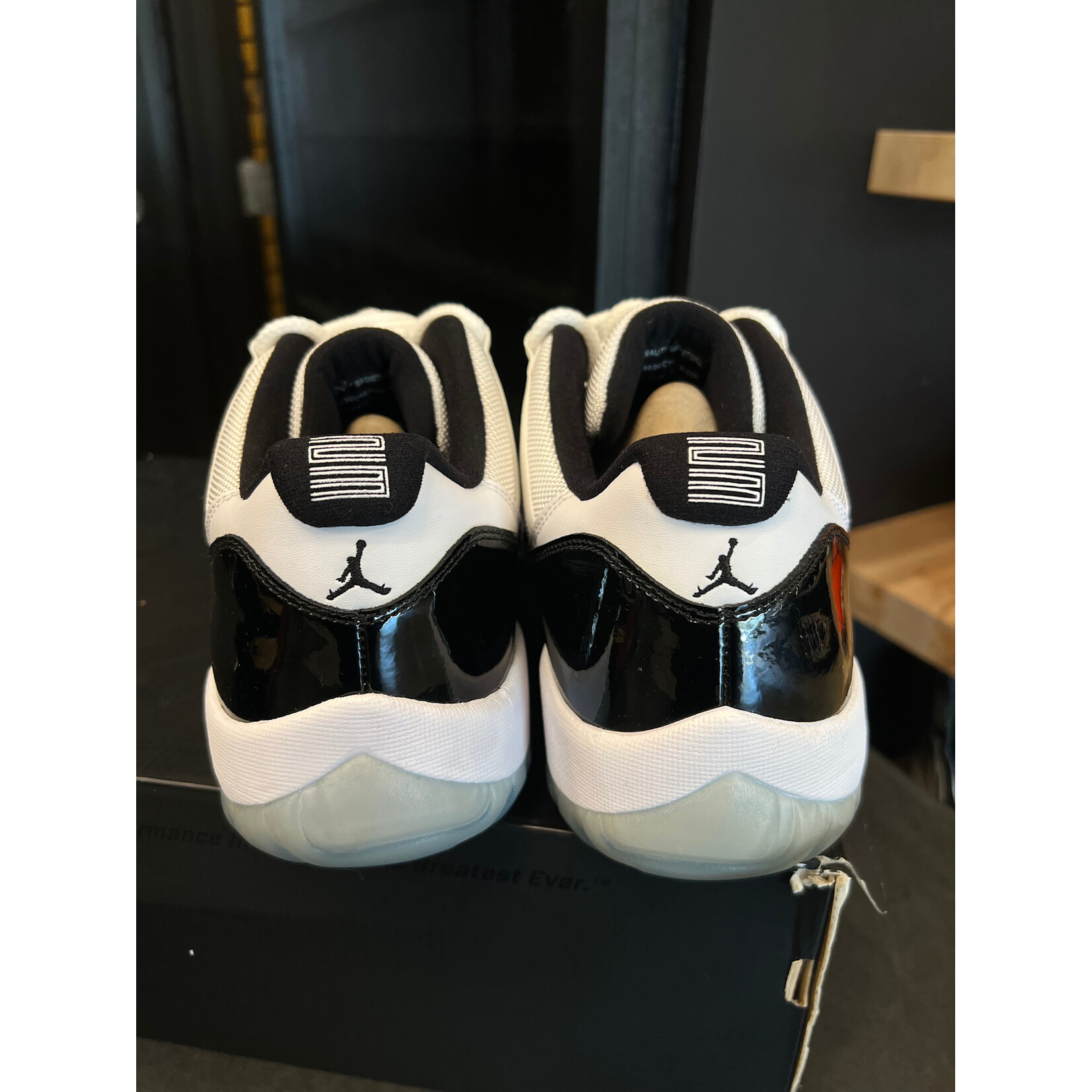Jordan Jordan 11 Retro Low Concord Size 12.5, PREOWNED*