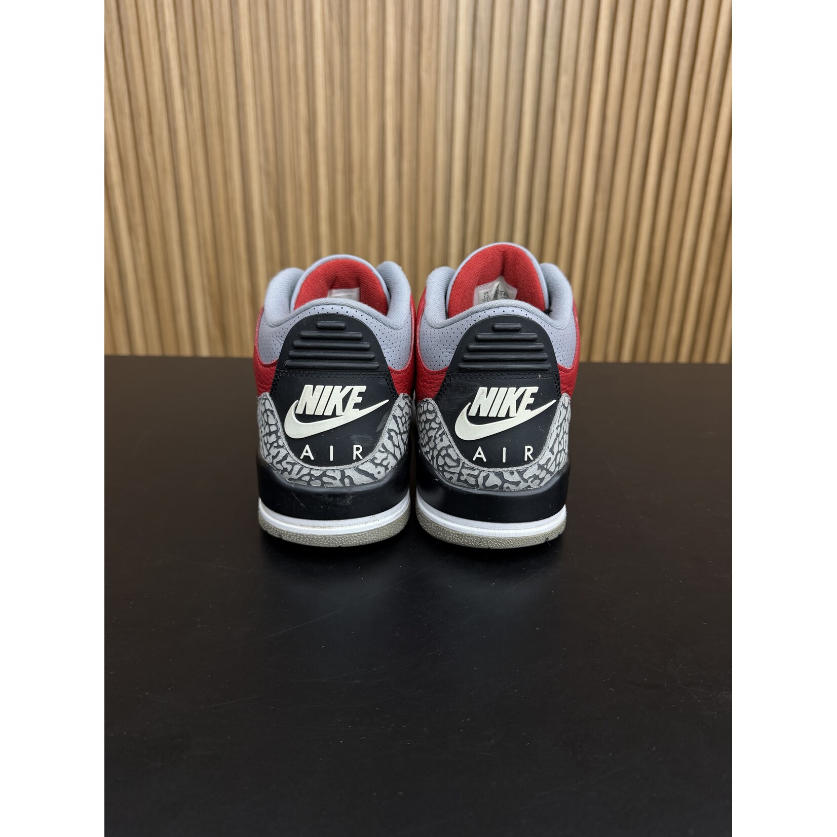 Jordan Jordan 3 Retro SE Unite Size 7.5, PREOWNED NO BOX*