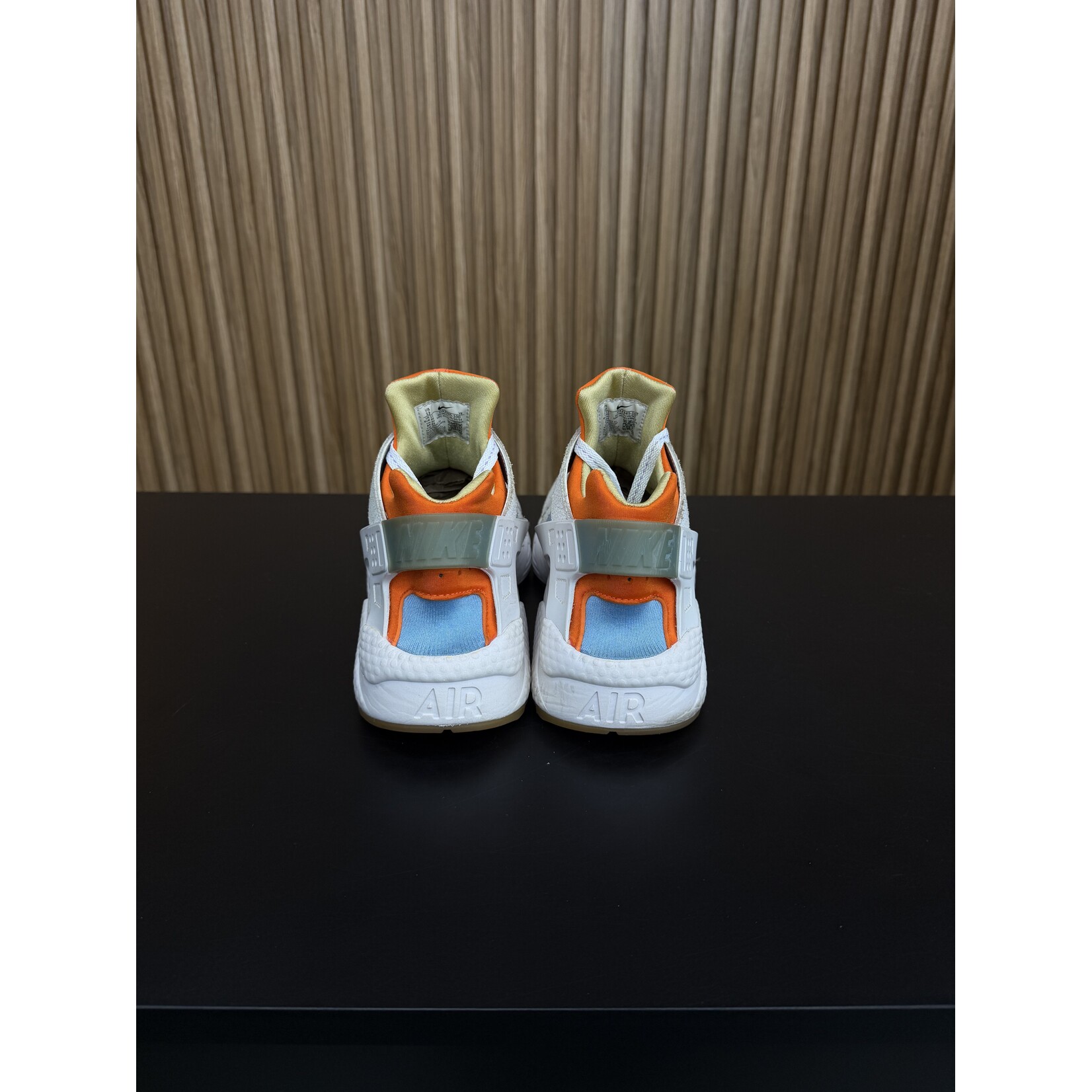 Nike Nike Air Huarache White University Blue Safety Orange Size 12, PREOWNED NO BOX