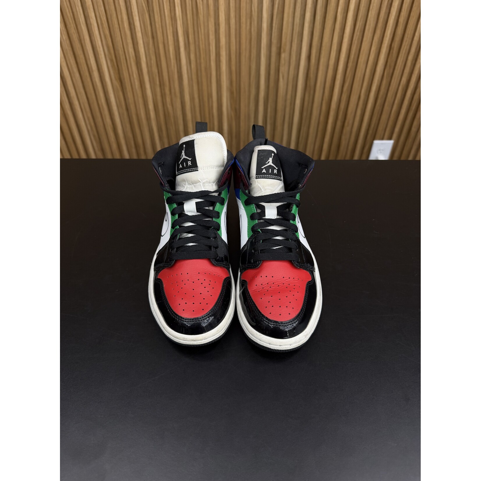 Jordan Jordan 1 Mid SE Black White Multi-Color (Women's) Size 8.5W, PREOWNED NO BOX