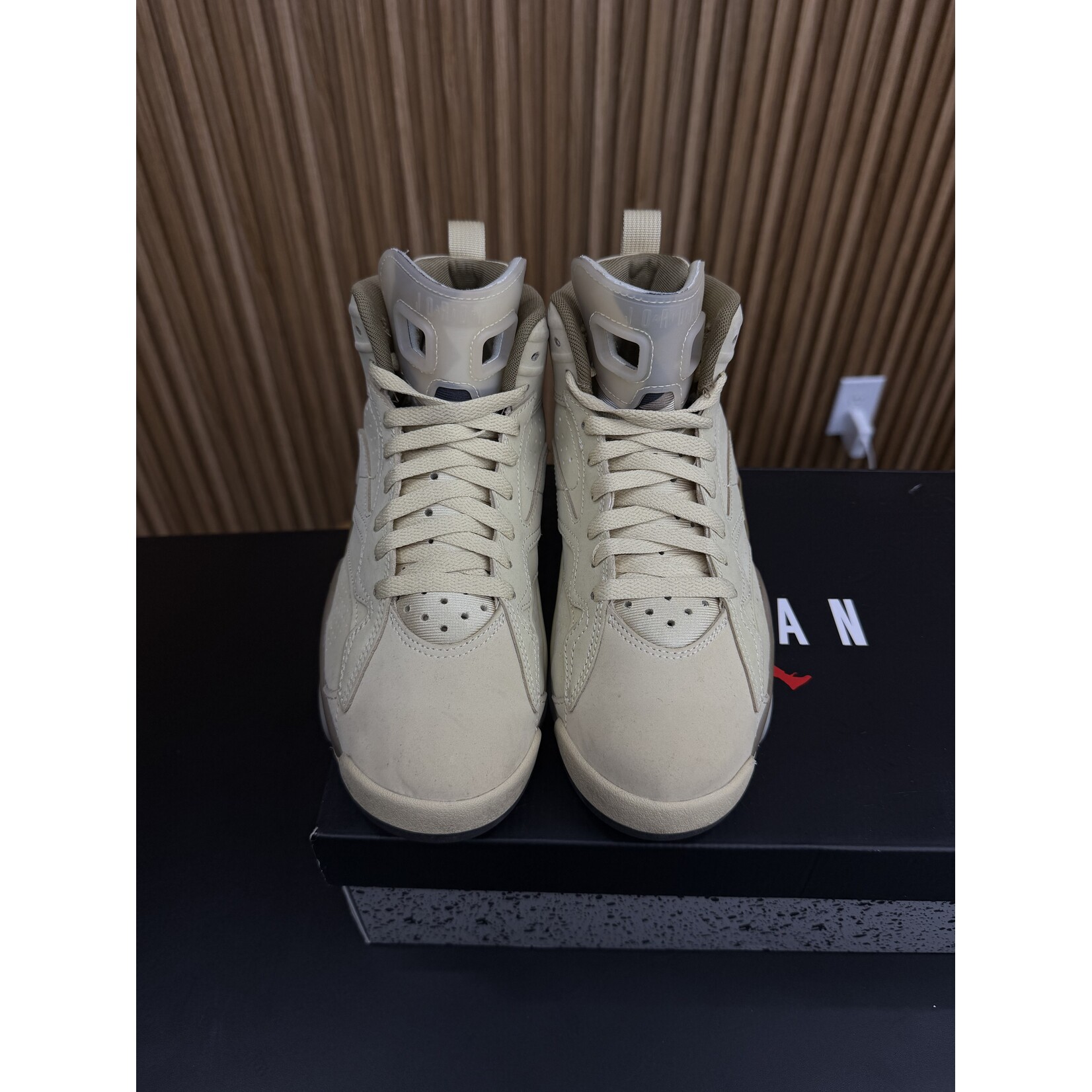 Jordan Jordan MVP 678 Desert Sand (Women's) Size 8.5W, PREOWNED