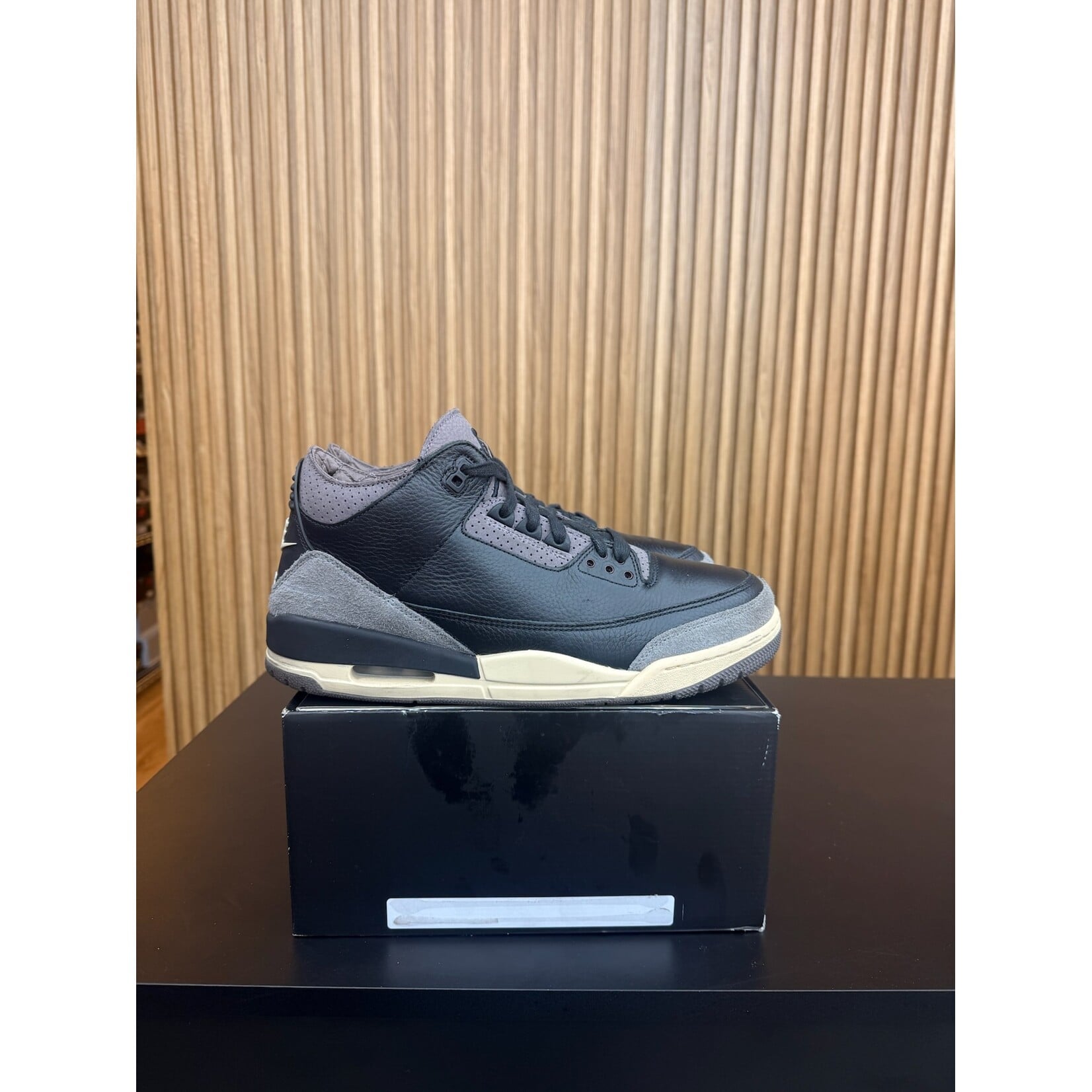 Jordan Jordan 3 Retro OG SP A Ma Maniére While You Were Sleeping (Women's) Size 13W, PREOWNED DAMAGED BOX*