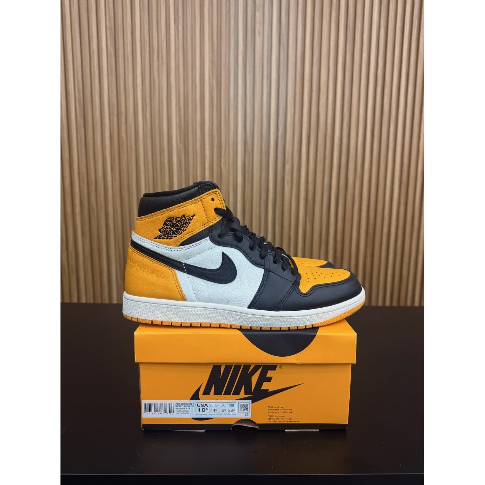 Jordan Jordan 1 Retro High OG Taxi Size 10.5, PREOWNED*