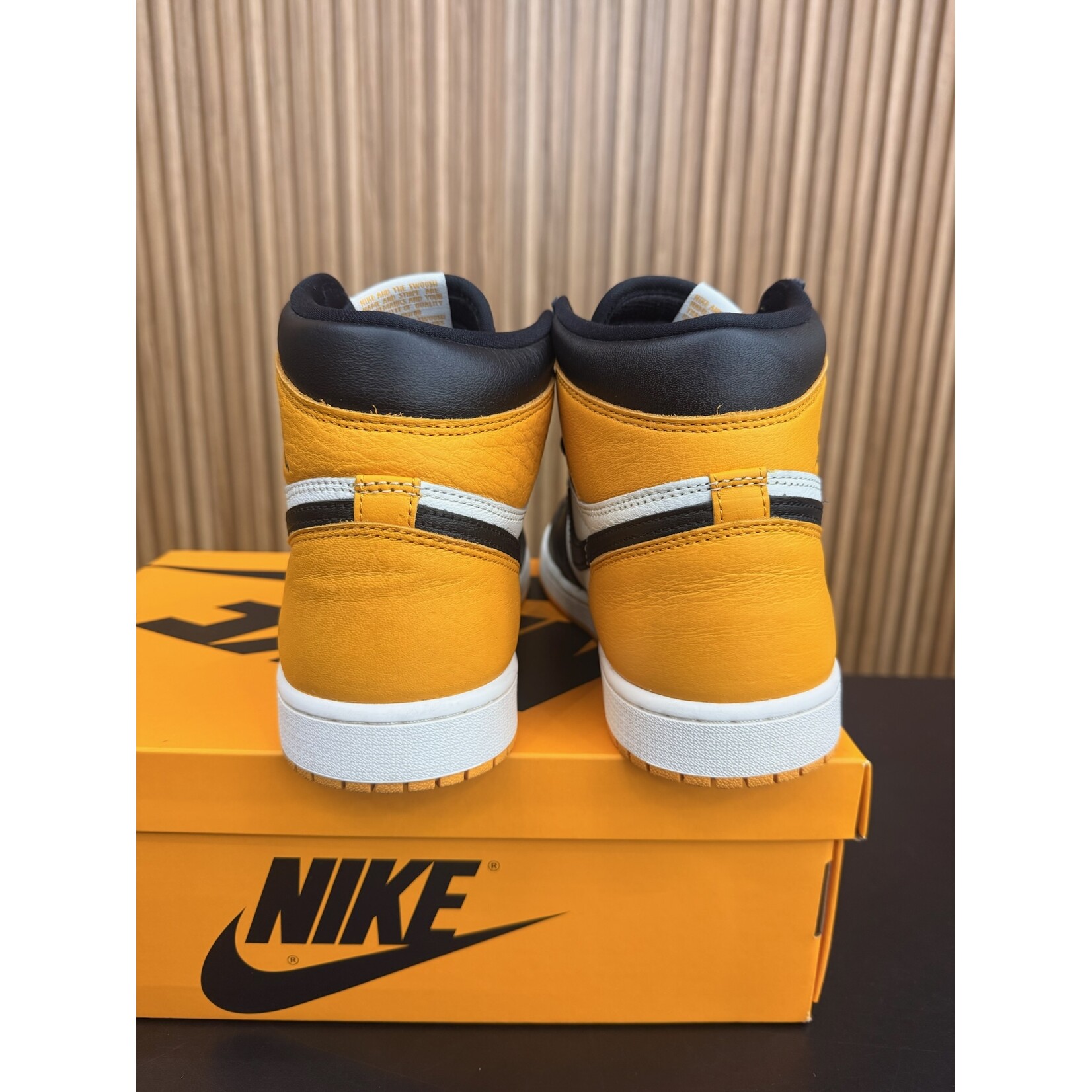Jordan Jordan 1 Retro High OG Taxi Size 10.5, PREOWNED*