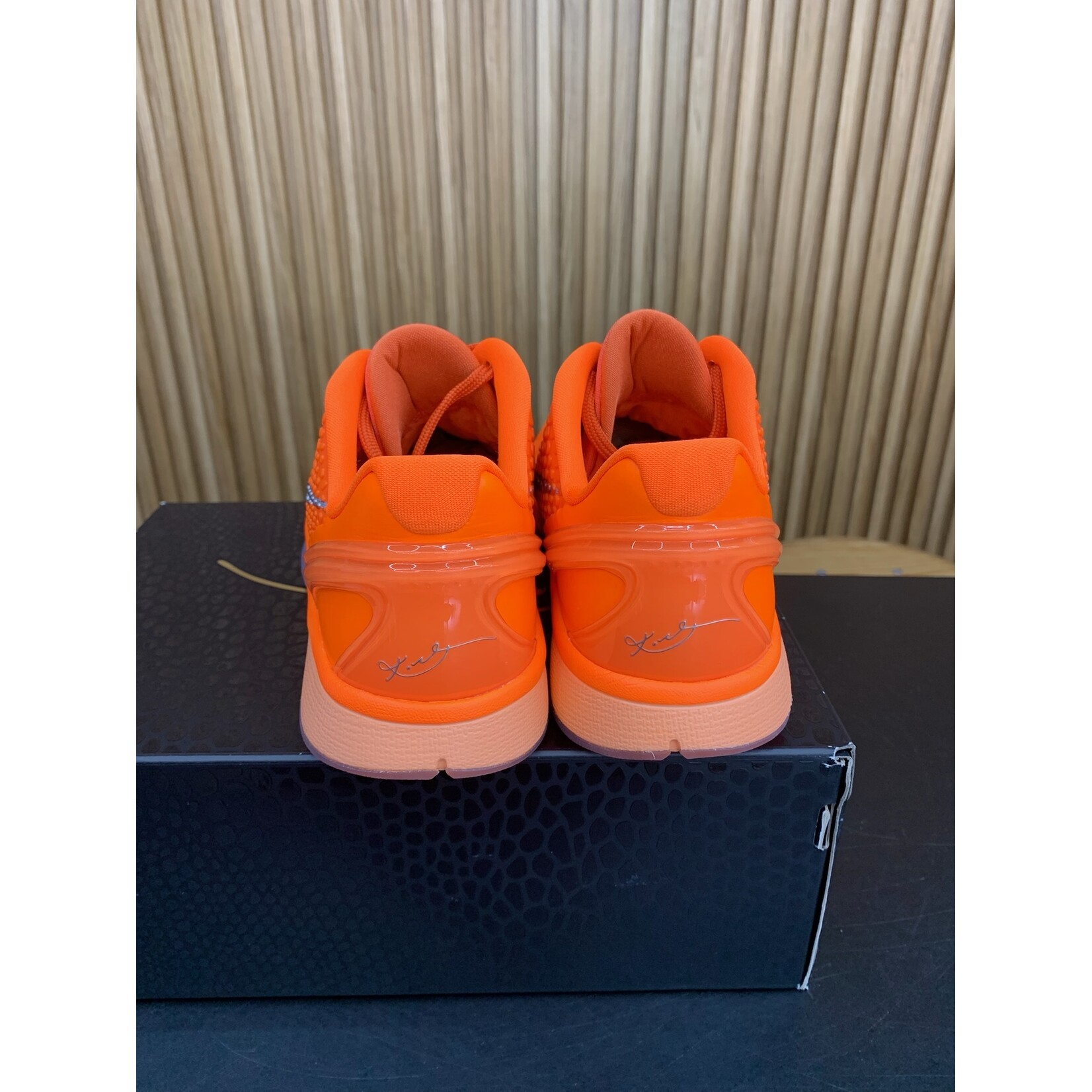 Nike Nike Kobe 6 Total Orange (GS) Size 7Y, PREOWNED*