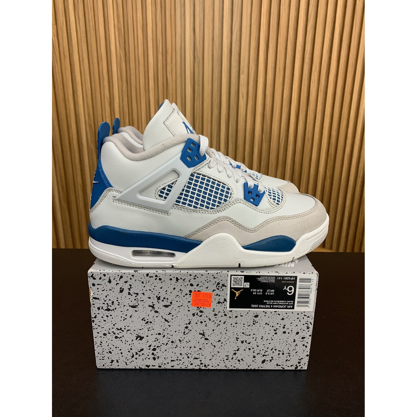 Jordan Jordan 4 Retro Military Blue (2024) (GS) Size 6Y, PREOWNED HALF BOX*