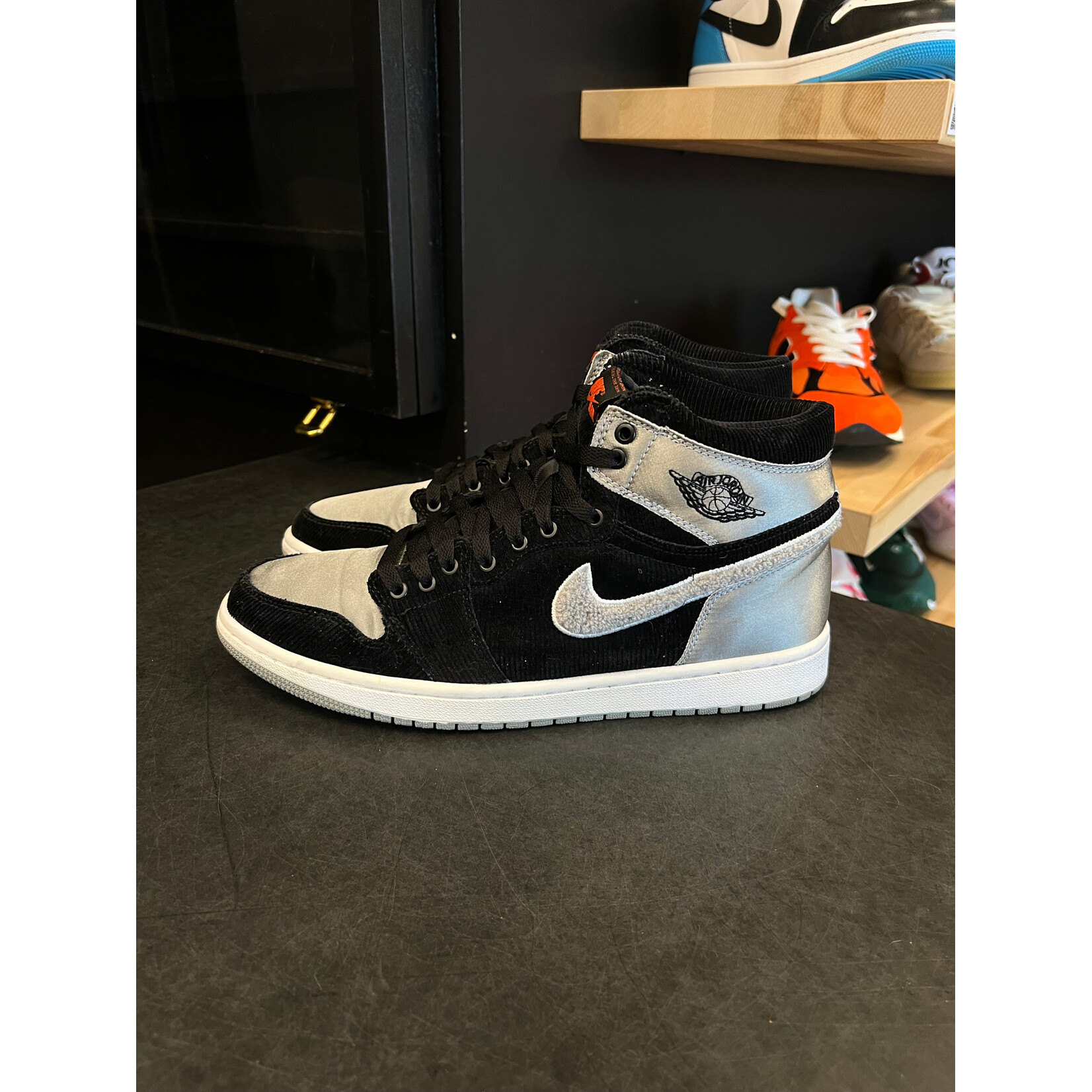 Jordan Jordan 1 Retro High Aleali May Shadow Size 12, PREOWNED*