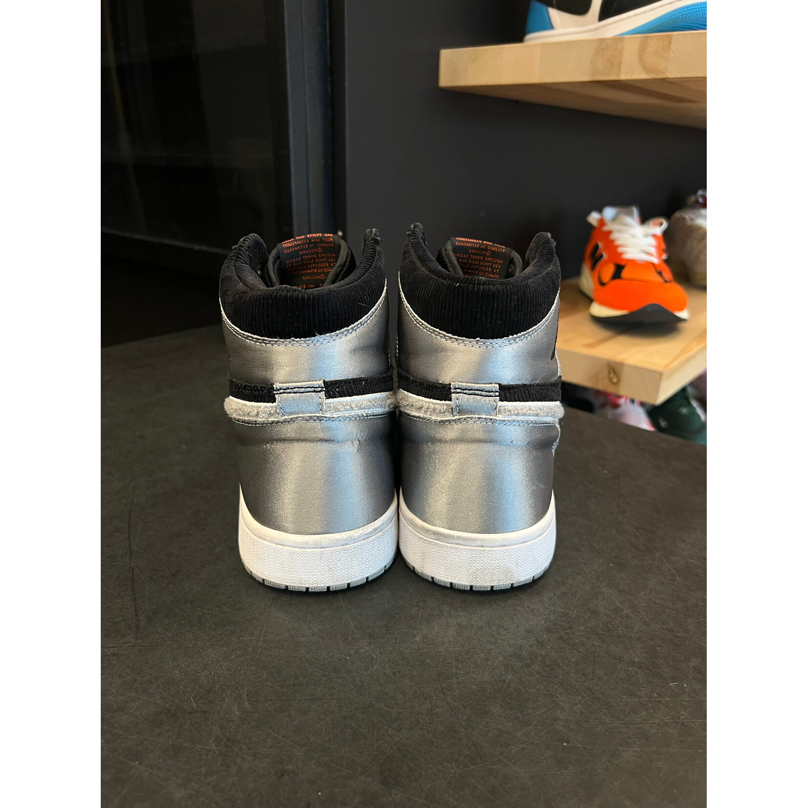 Jordan Jordan 1 Retro High Aleali May Shadow Size 12, PREOWNED*