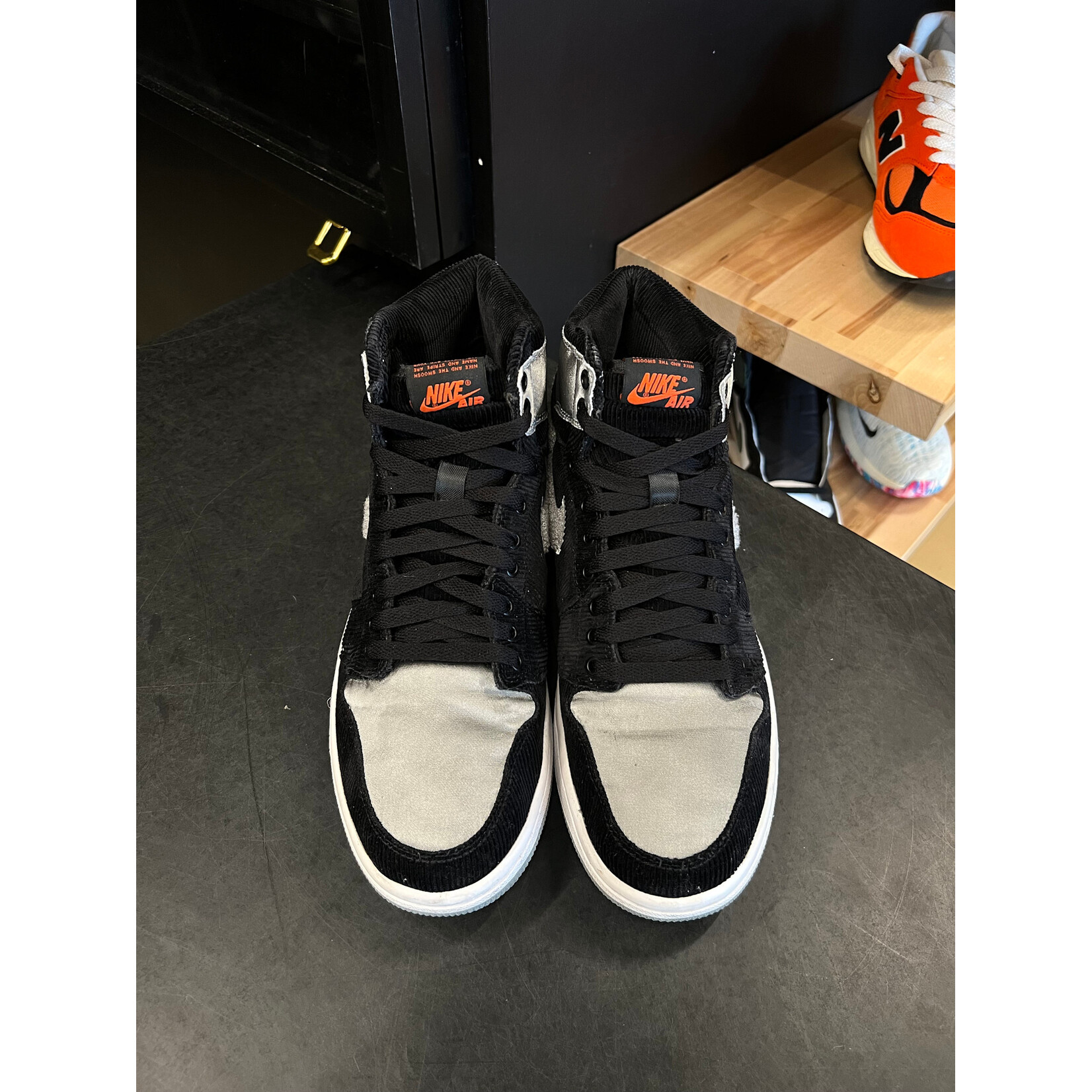 Jordan Jordan 1 Retro High Aleali May Shadow Size 12, PREOWNED*