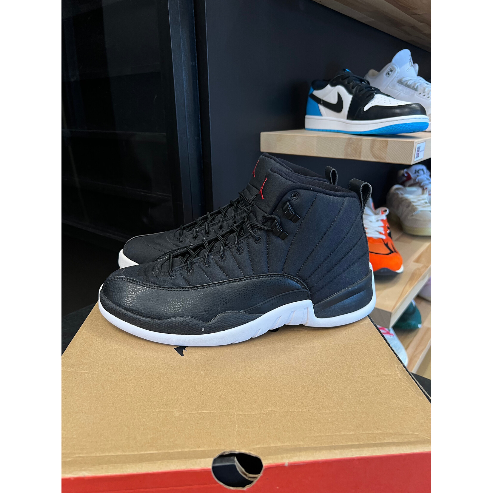 Jordan Jordan 12 Retro Nylon Size 11, PREOWNED