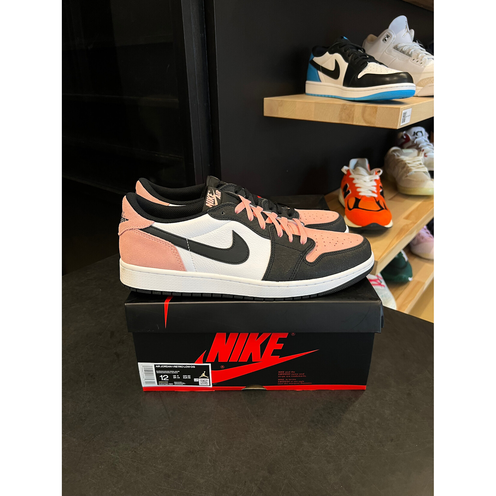 Jordan Jordan 1 Low OG Bleached Coral Size 12, PREOWNED*
