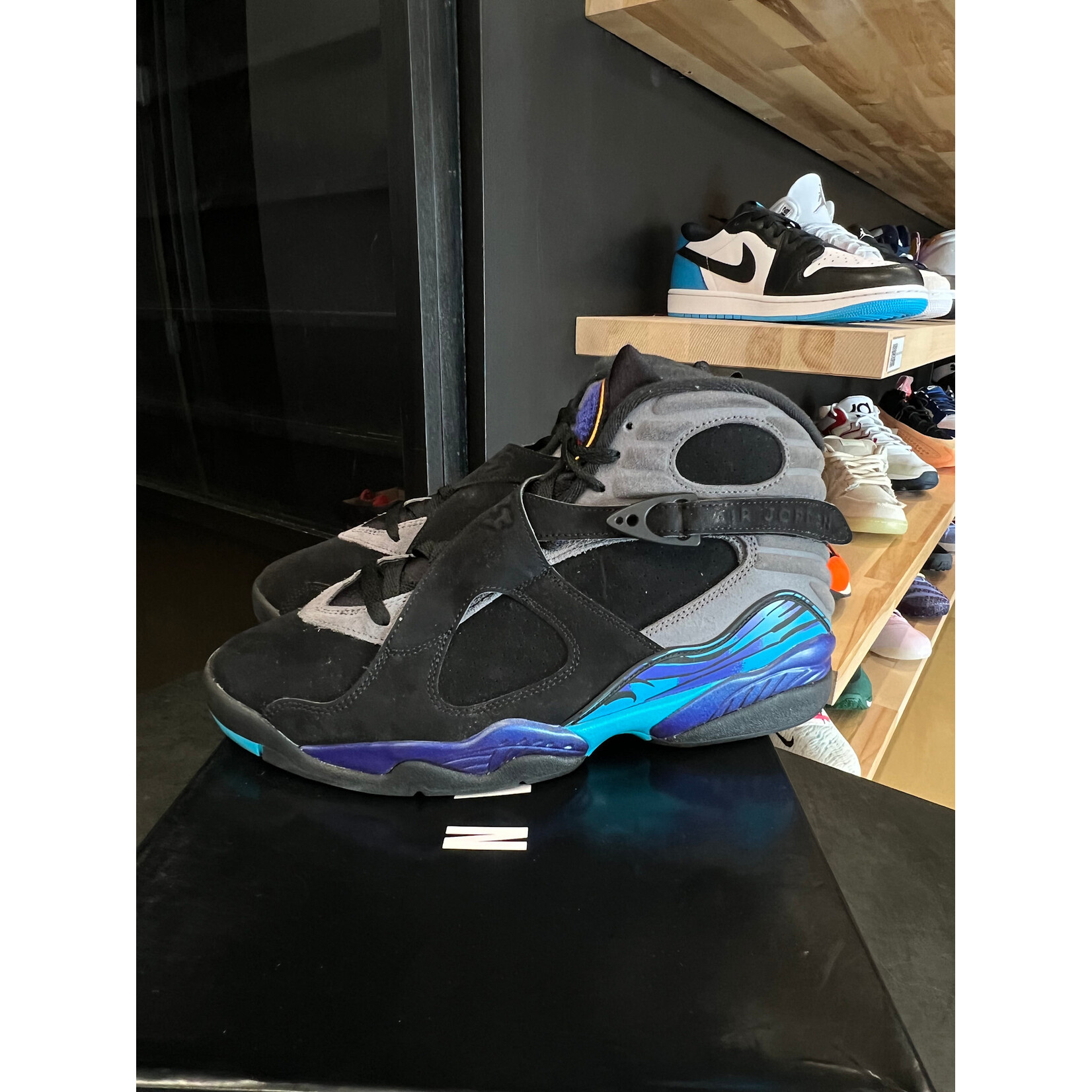 Jordan Jordan 8 Retro Aqua (2025) Size 11.5, PREOWNED*
